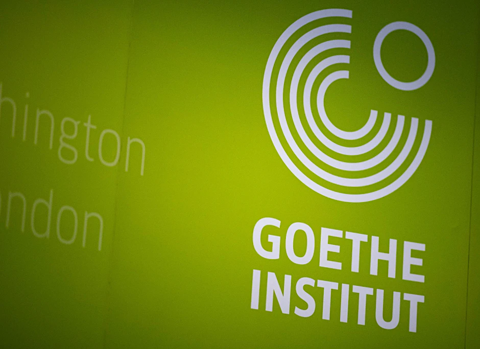 Werden die Goethe-Institute in Russland die Kontensperrungen überleben?