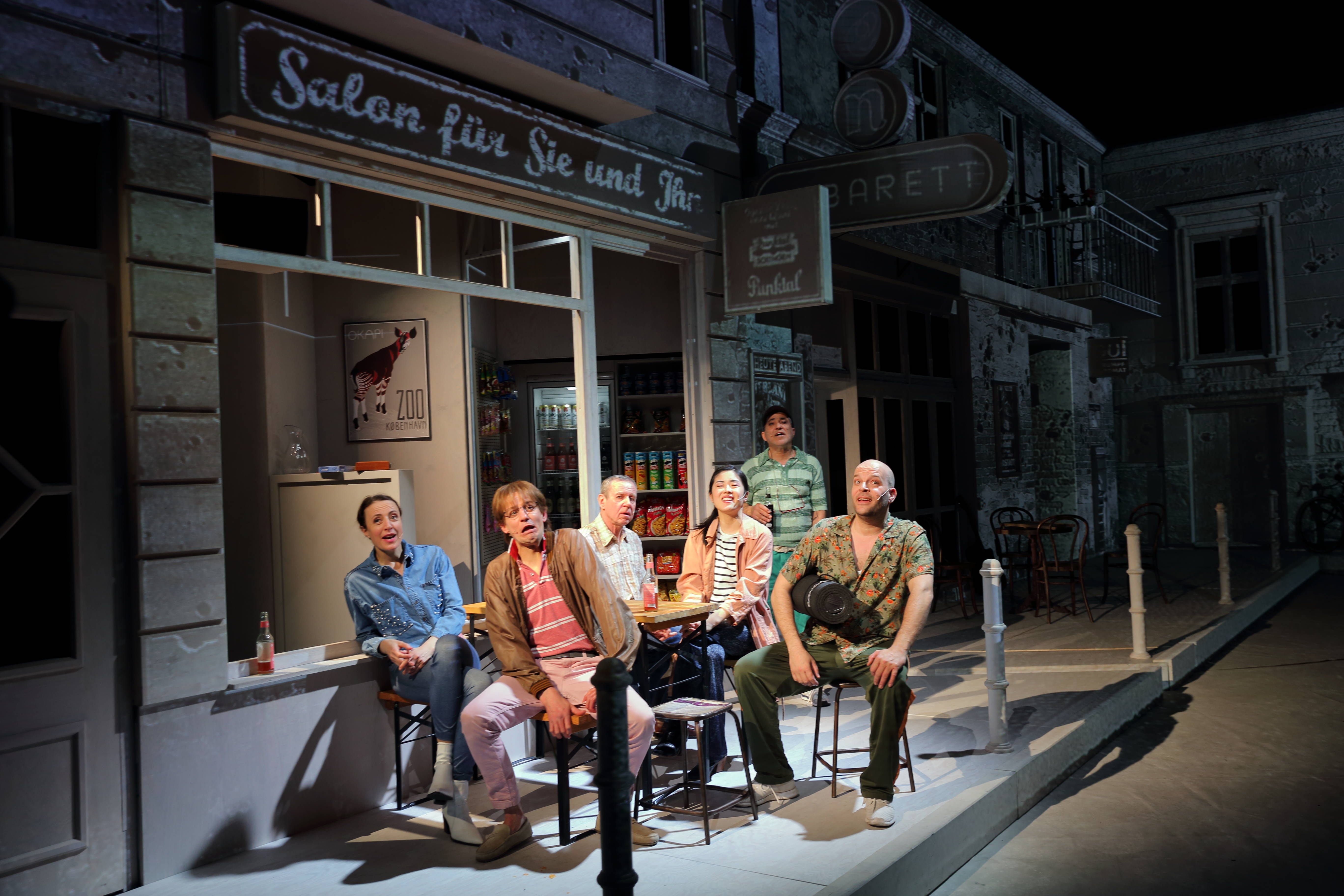 Image - Berliner Späti-Revoluzzer singen Funny van Dannen in den Kammerspielen