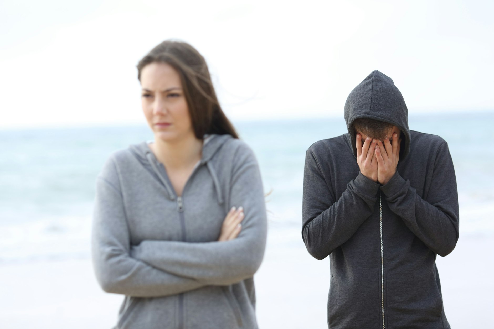 Viele Paare, die früh zusammengekommen, gelangen irgendwann an einen Punkt, an dem die alten Bilder voneinander nicht mehr stimmen.