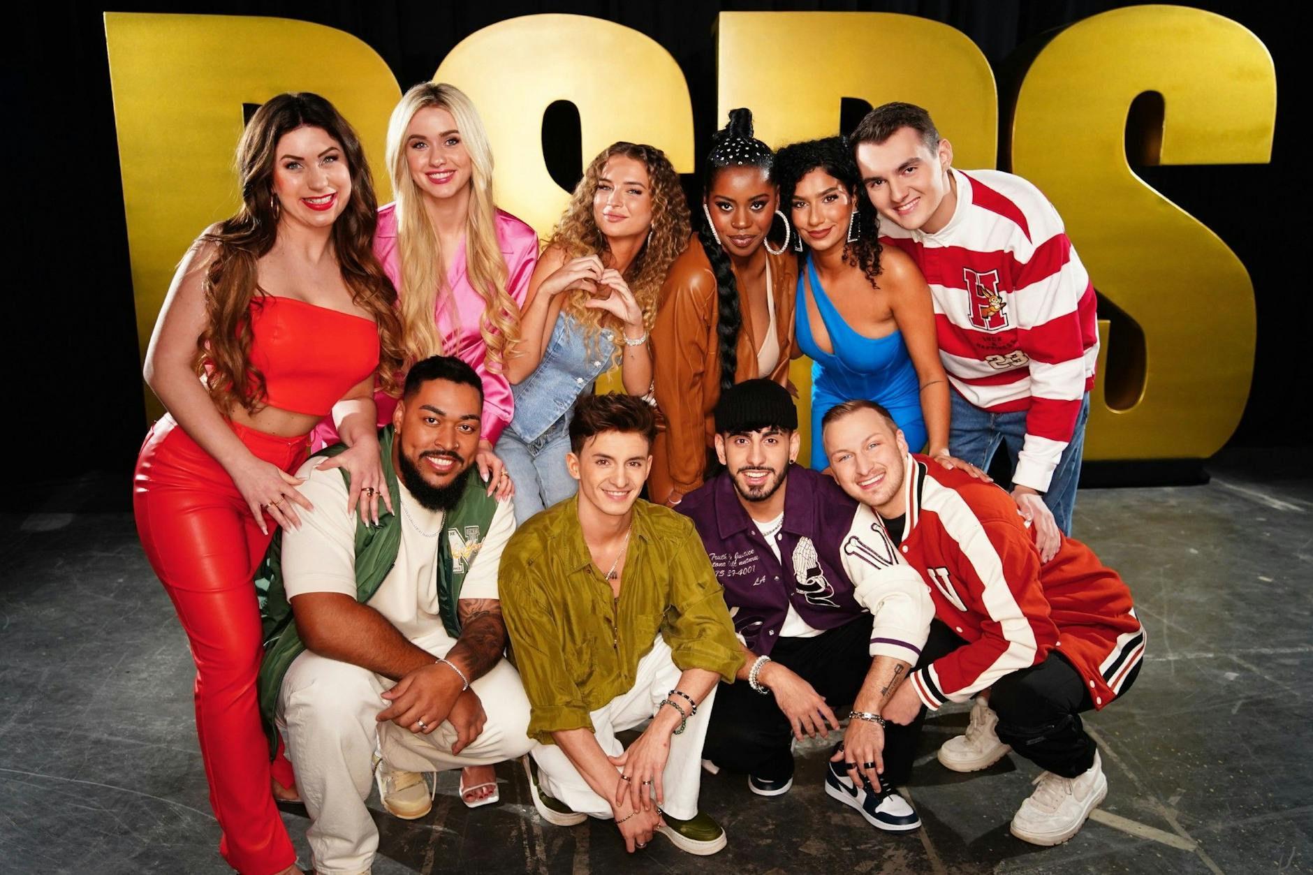 Die Top 10 der Jubiläumsstaffel. Oben: Nathalie, Aileen, Monika, Rose, Lawa und Lorent. Unten: Sem, Peris, Kiyan und David.