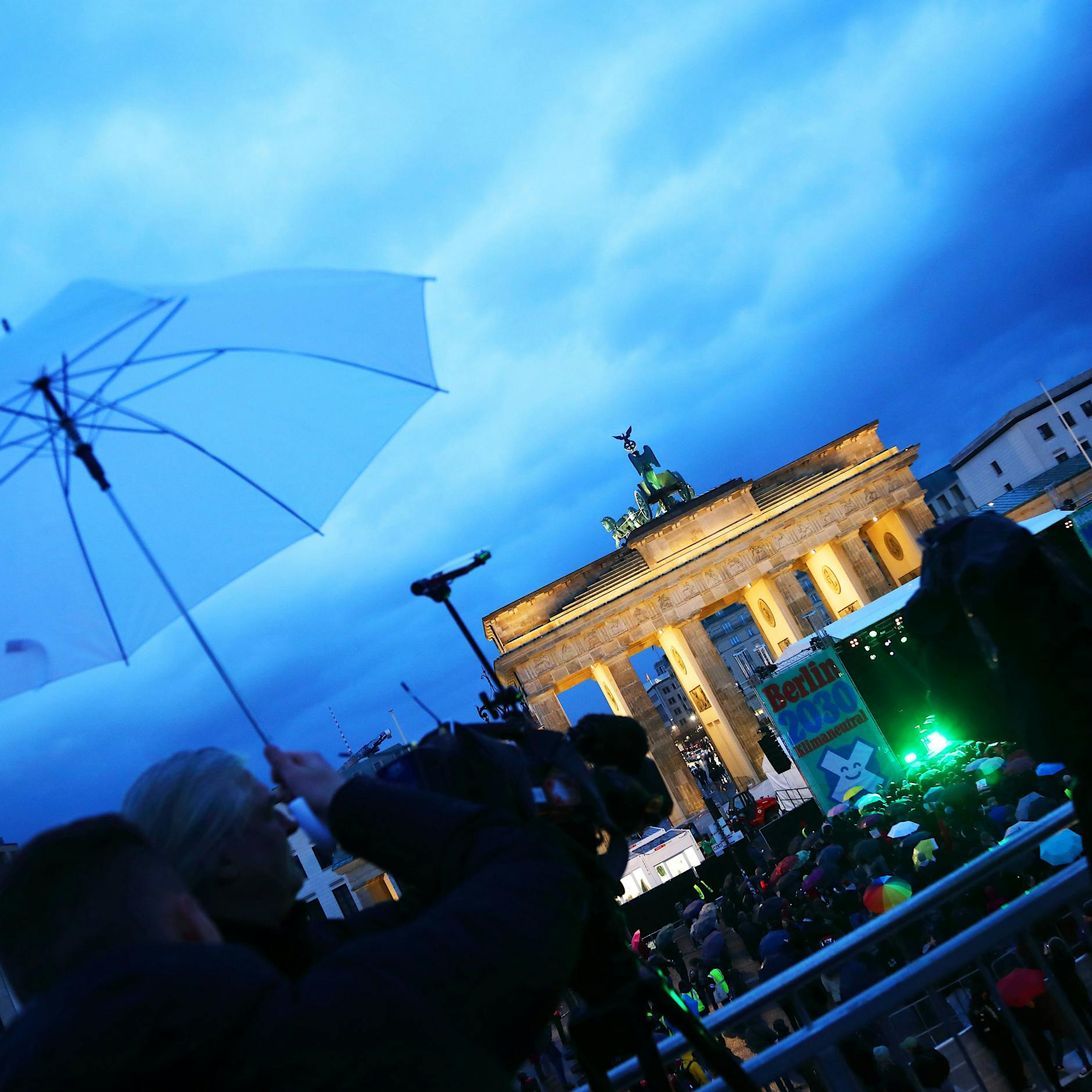 Wetter-Experte erklärt: DARUM war der März zu warm – obwohl er uns kalt und winterlich vorkam