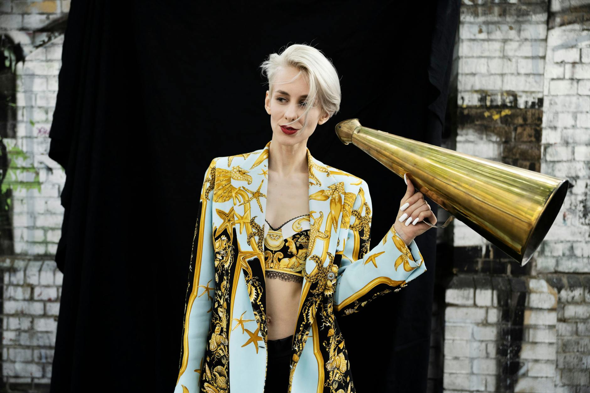 Die Kabarettistin Lisa Eckhart. 