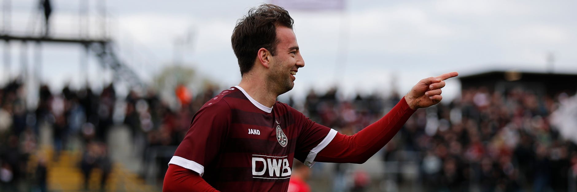 Christian Beck feiert den Führungstreffer für den BFC Dynamo. Zwei weitere Buden ließ er gegen den Greifswalder FC noch folgen.