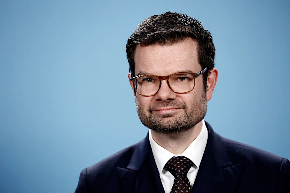 ARCHIV - Bundesjustizminister Marco Buschmann rechnet nach einem Treffen der Justizminister von Bund und Ländern mit mehr Tempo bei der Digitalisierung der Justiz.  