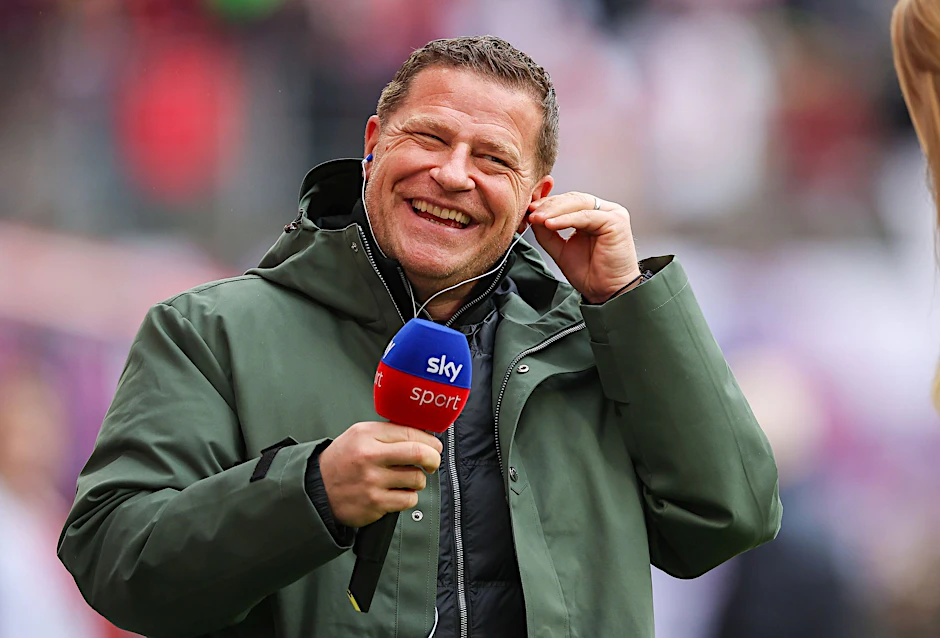 Leipzigs Sportchef Max Eberl beim Interview.  