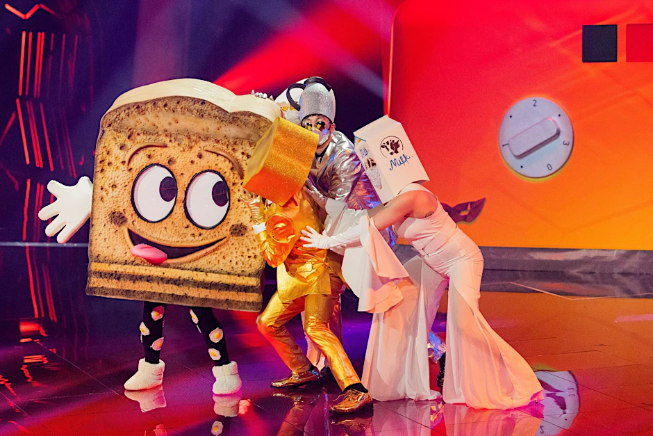 dpatopbilder - Die Figur "Der Toast" in der Prosieben-Show "The Masked Singer".  