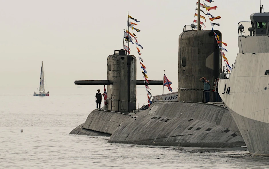 Russische U-Boote und Kriegsschiffe an der St. Petersburger Marinestation.&nbsp;