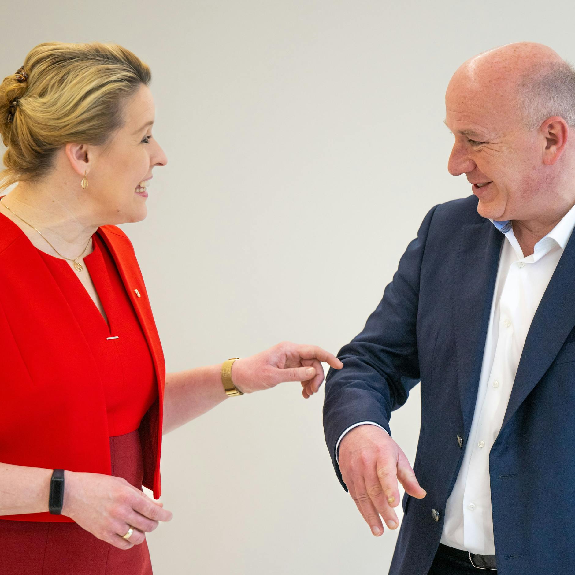 Image - Kann Wahlsieger Wegner Regierungschef neben Wahlverliererin Giffey werden?