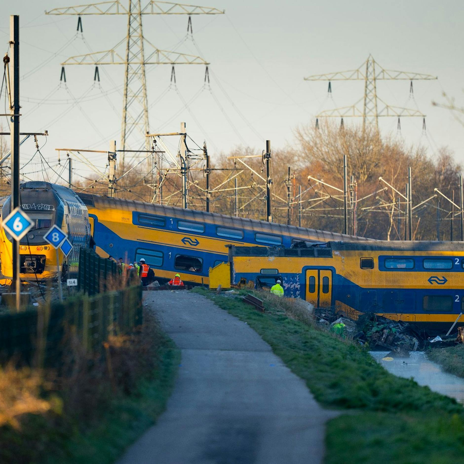 Niederlande: Ein Toter und 30 Verletzte bei Zugunglück