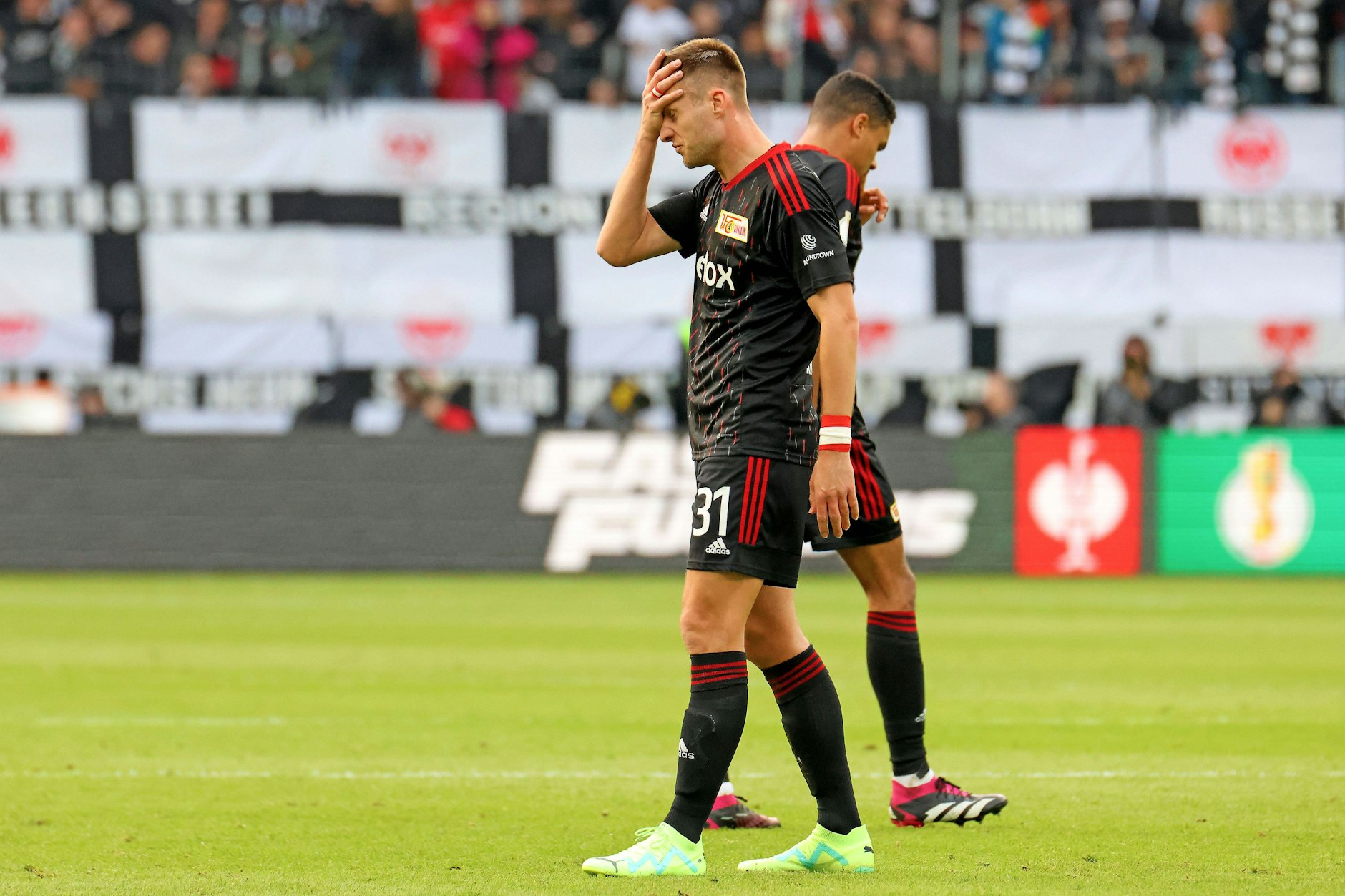 Die Angreifer von Eintracht Frankfurt ließen Robin Knoche und seine Mitspieler vom 1. FC Union Berlin verzweifeln.