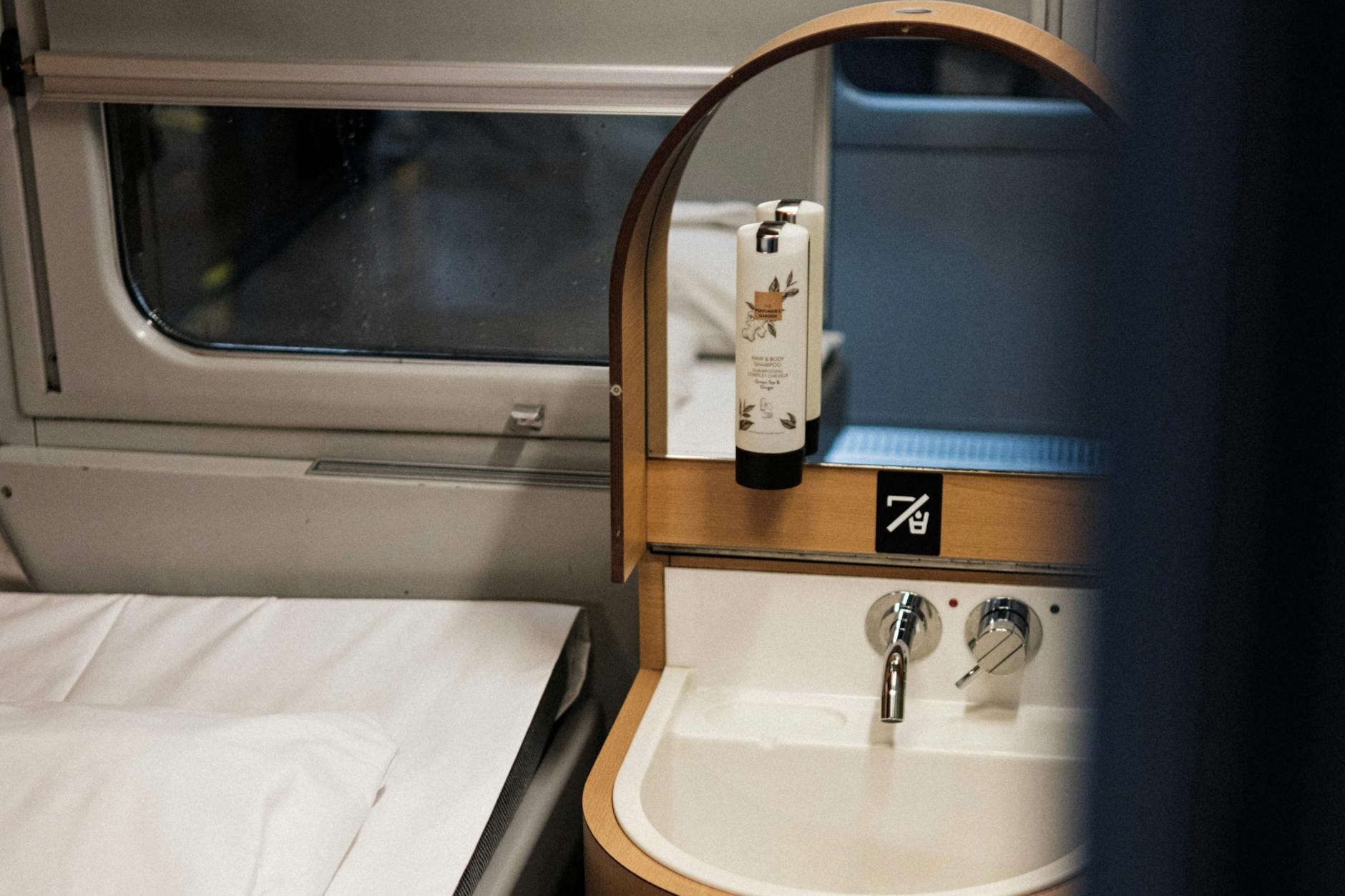 So sieht ein privates Schlafabteil im Euronight aus.