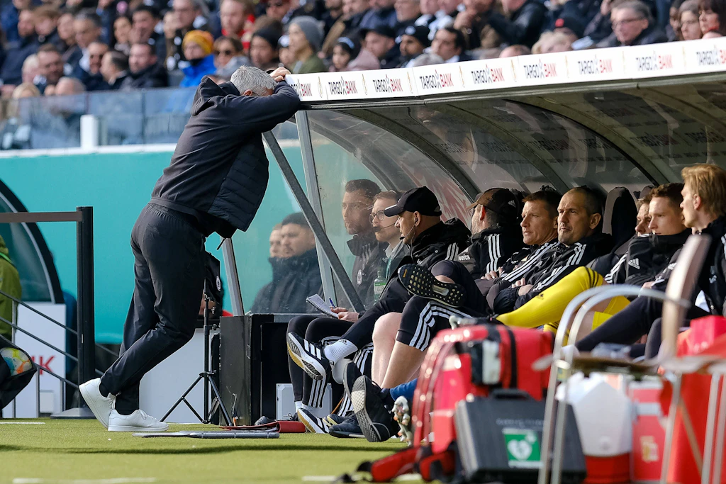 0:2 in Frankfurt: Der 1. FC Union schmeißt den Pokal-Traum in 93 Sekunden weg!