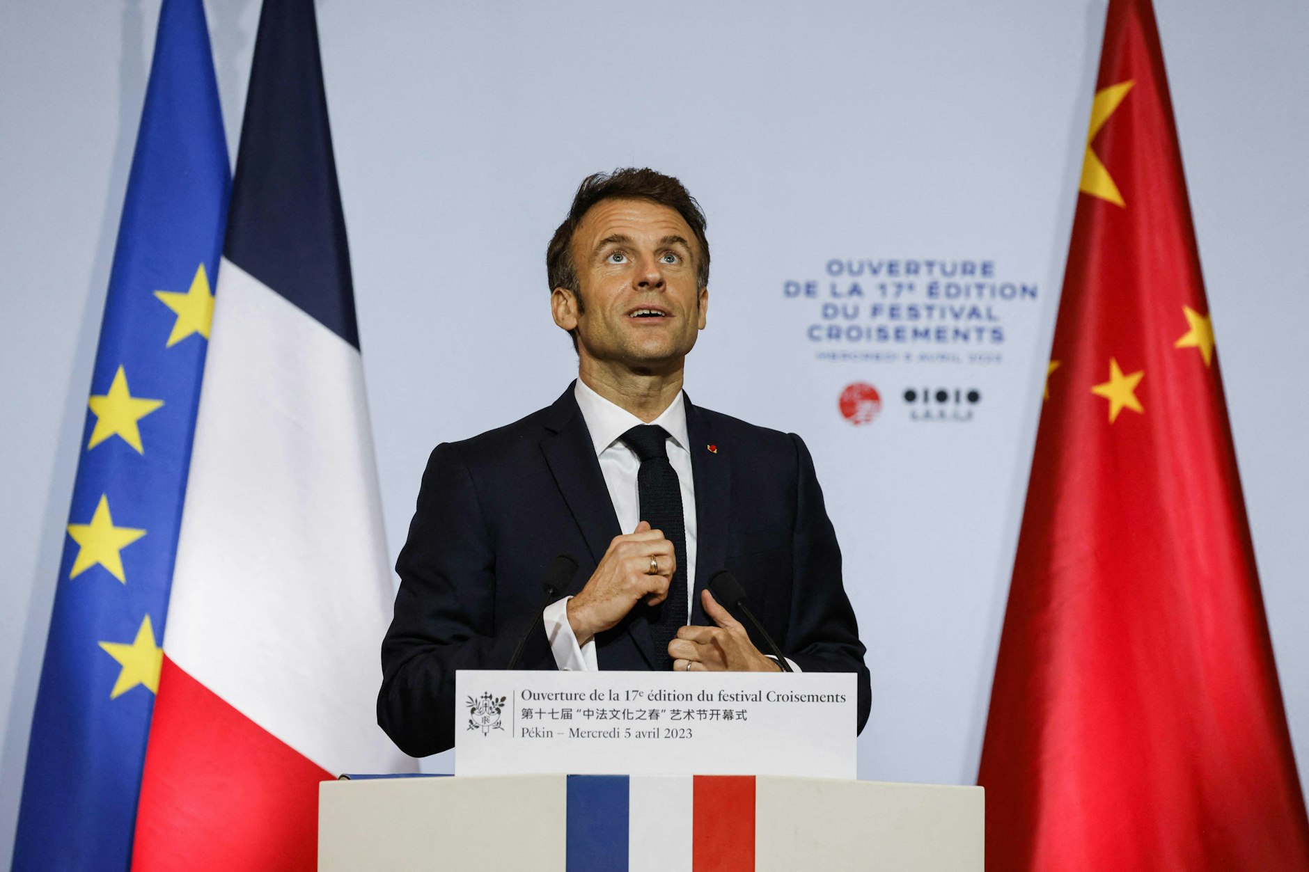 Präsident Emmanuel Macron bei einer Rede im Red Brick Museum in Peking am 5. April 2023