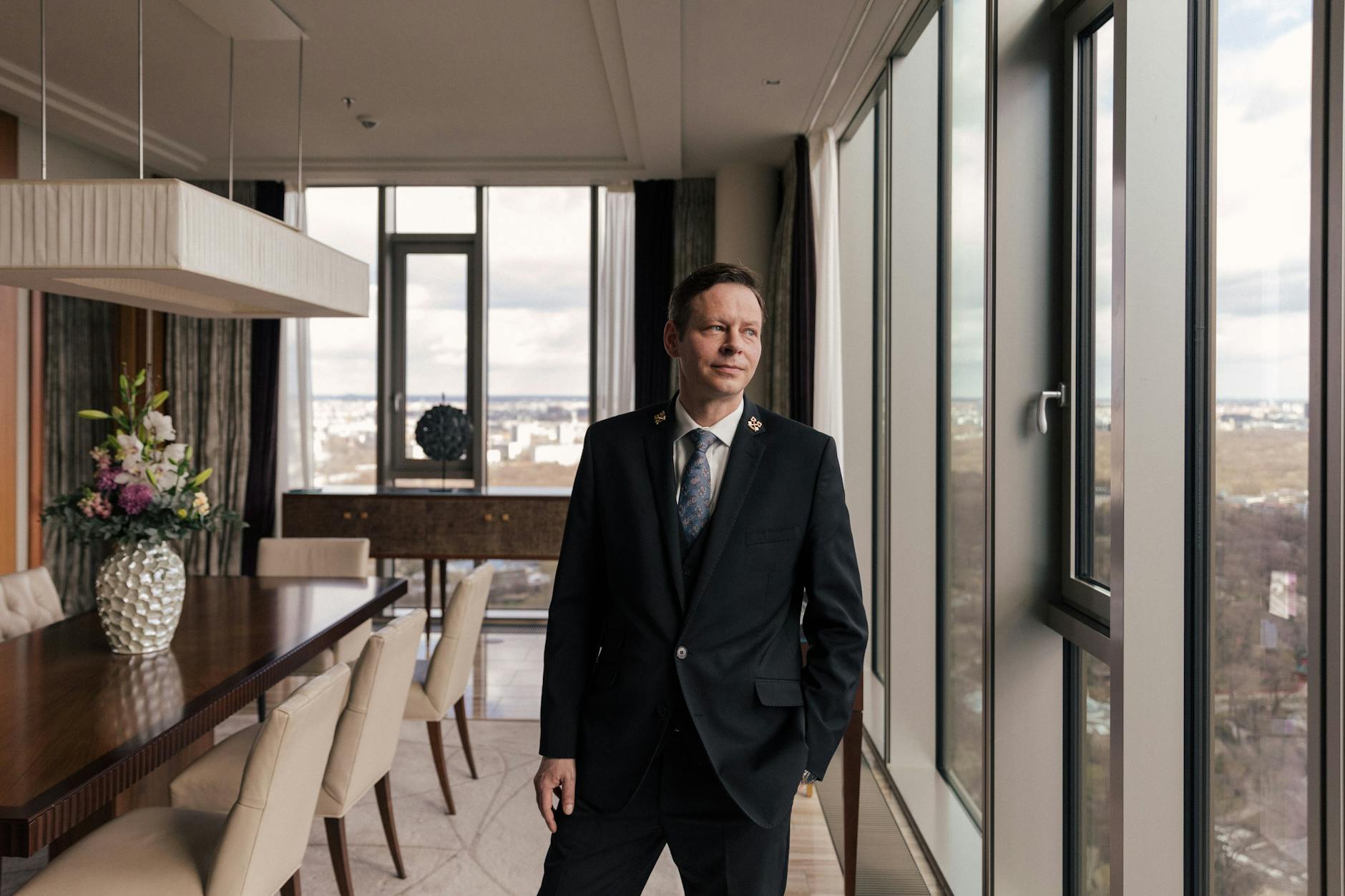 Mr. President in der Ambassador-Suite: Christoph Hundehege ist Deutschland-Präsident von „Les Clefs d’Or“.