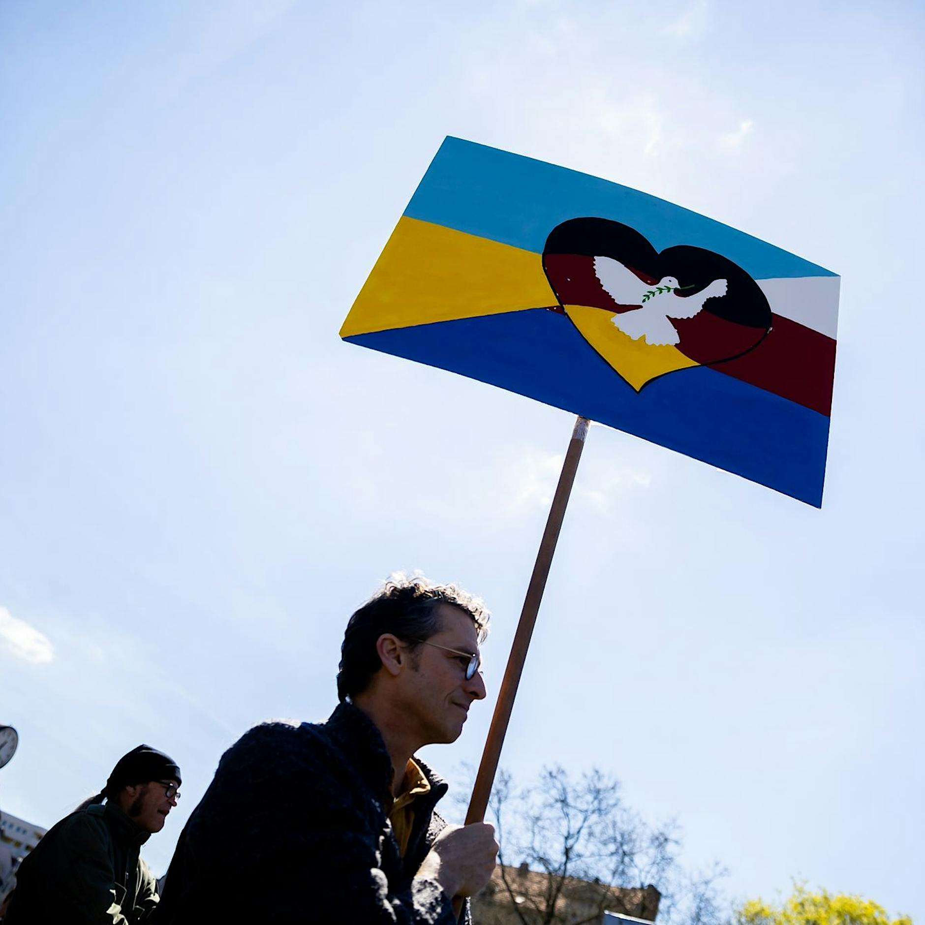 Für Waffenstillstand in Ukraine: Ostermärsche in 100 deutschen Städten geplant