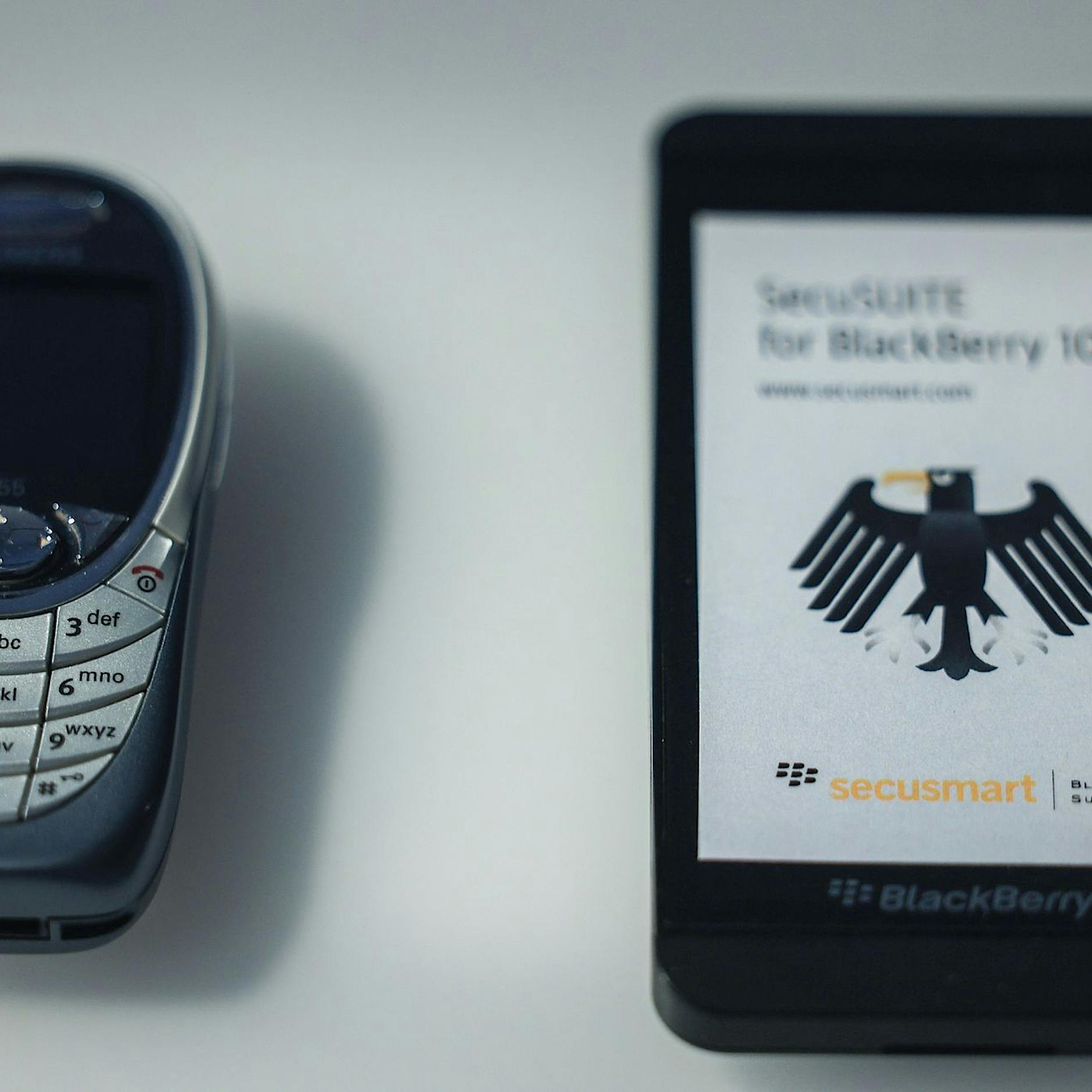 Ein Tastenhandy unter Glas - Die Digitalisierung im Museum