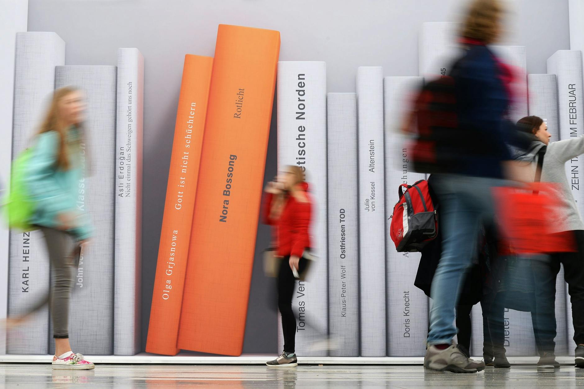 Die Leipziger Buchmesse ist nach mehreren Jahren Zwangspause zurück.