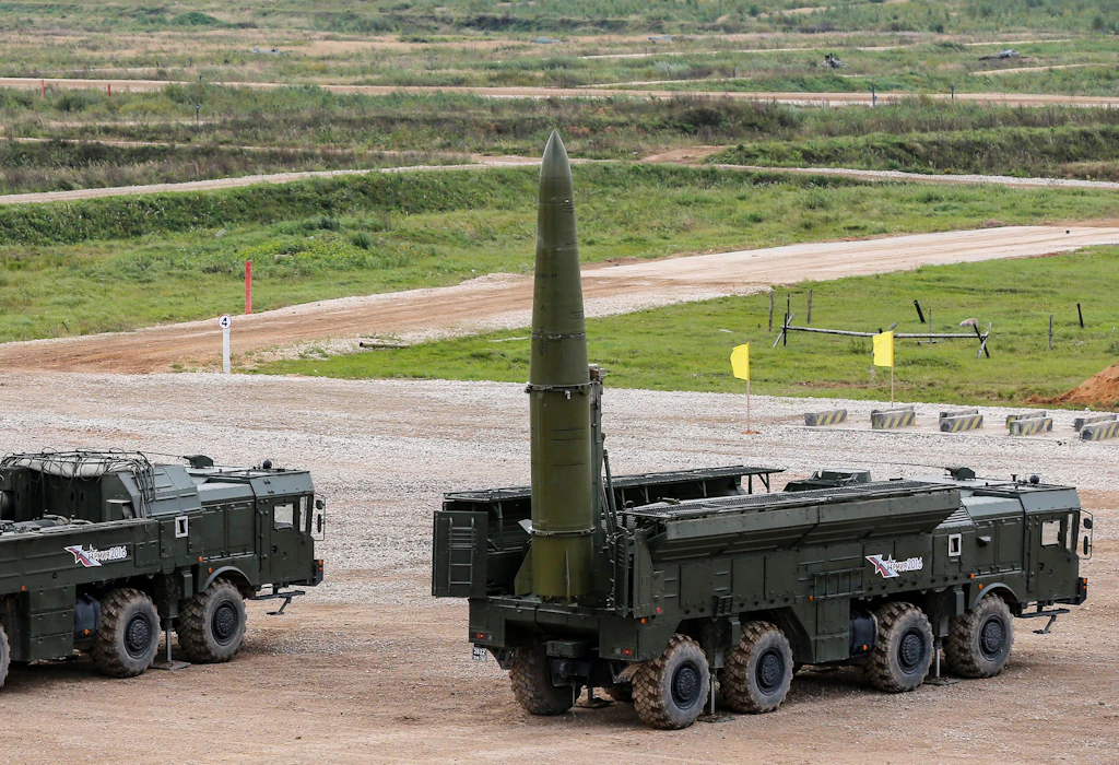Iskander-M in Belarus angelangt: Warum Thinktanks von „nuklearer Intelligenz“ sprechen