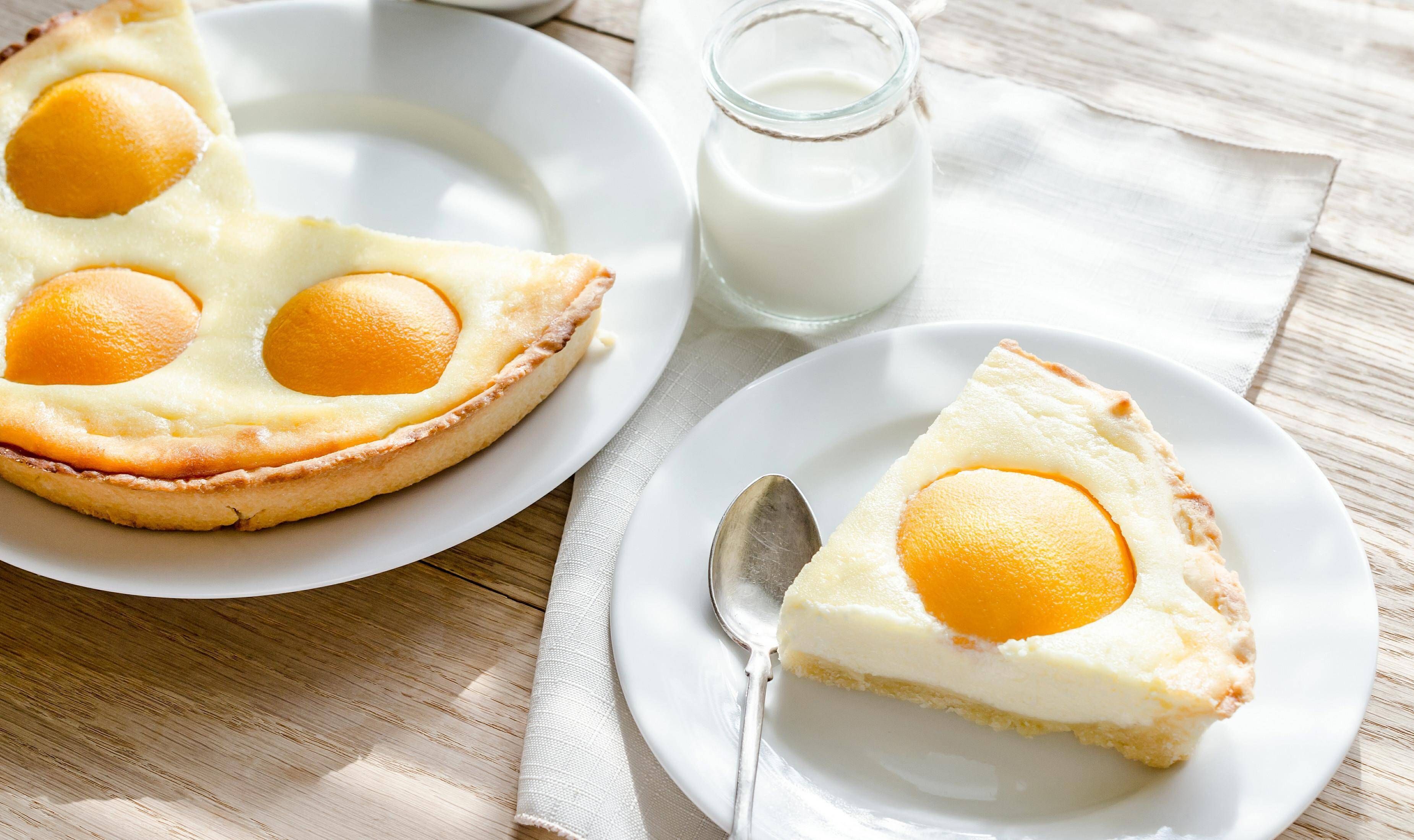 Oster-Rezept für Spiegeleikuchen: Mit Aprikosen und Creme