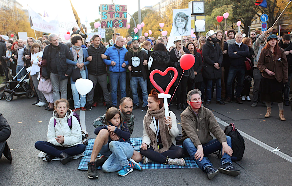 Demonstration gegen Corona-Maßnahmen im Oktober 2020 in Berlin.