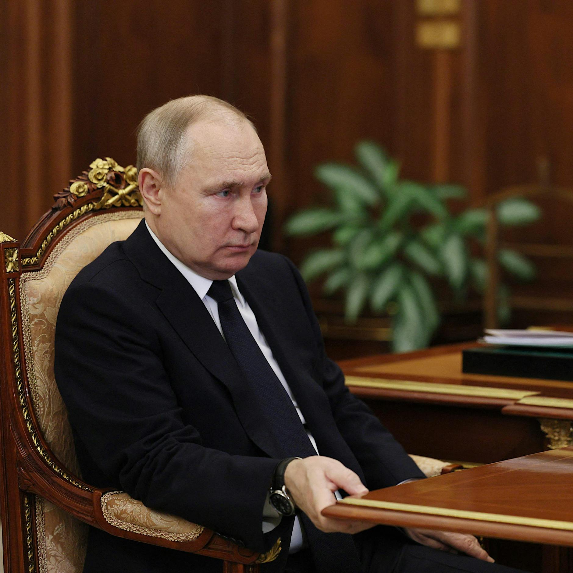 Russland: Warum erreicht der Rubel ein neues Tief?