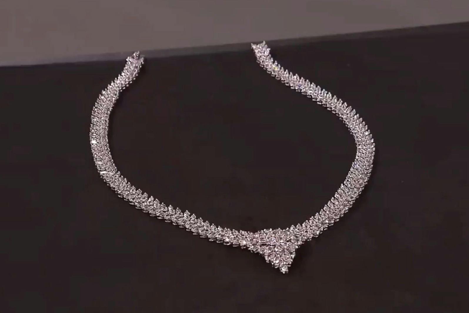 Bei „Bares für Rares“ soll dieses Diamantcollier mit 25 Karat verkauft werden.