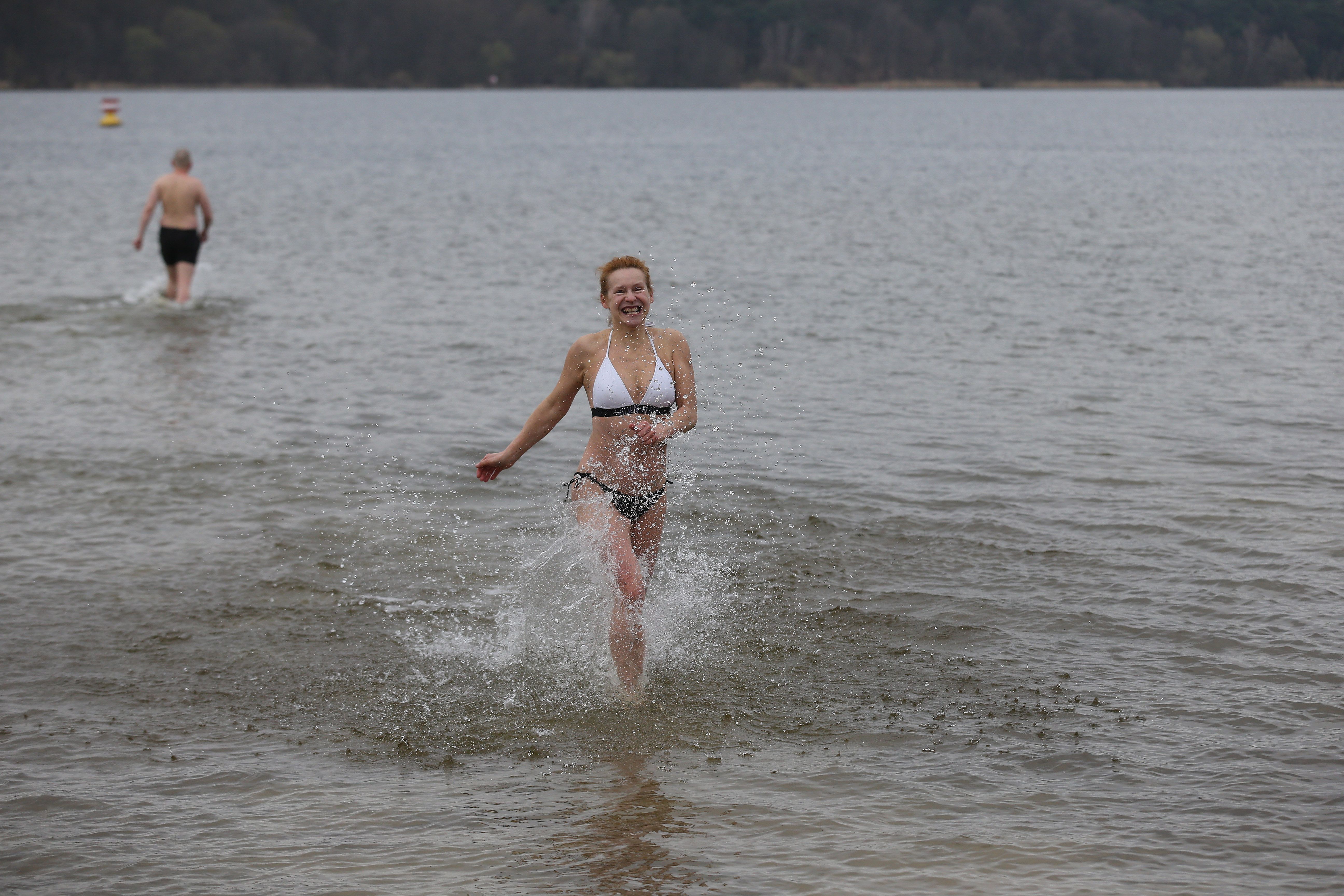 Image - Karfreitag: Anbaden im Wannsee mit mobilen Saunen