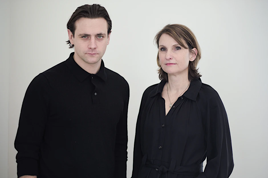 Reporter Niklas Liebetrau (links) und Reporterin Anja Reich von der Berliner Zeitung