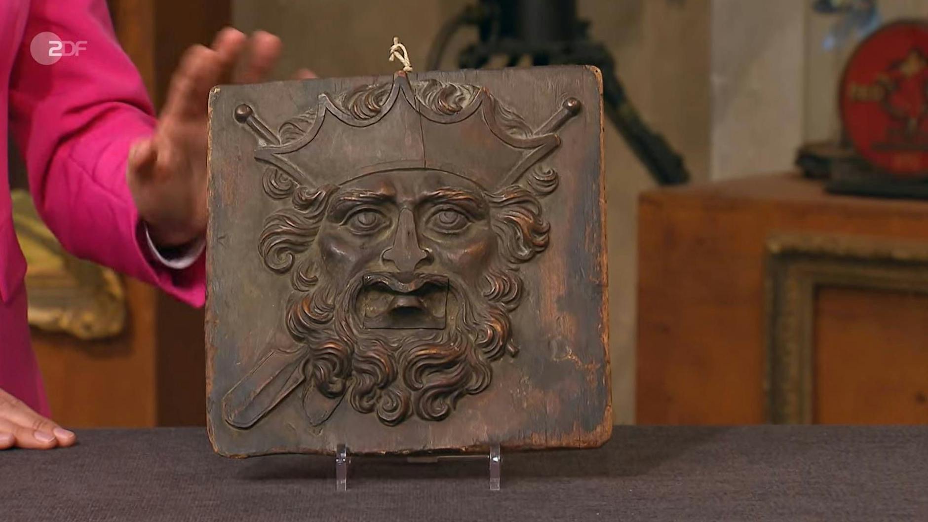 „Bares für Rares“: Die Schnitzerei zeigte den legendären Gambrinus.