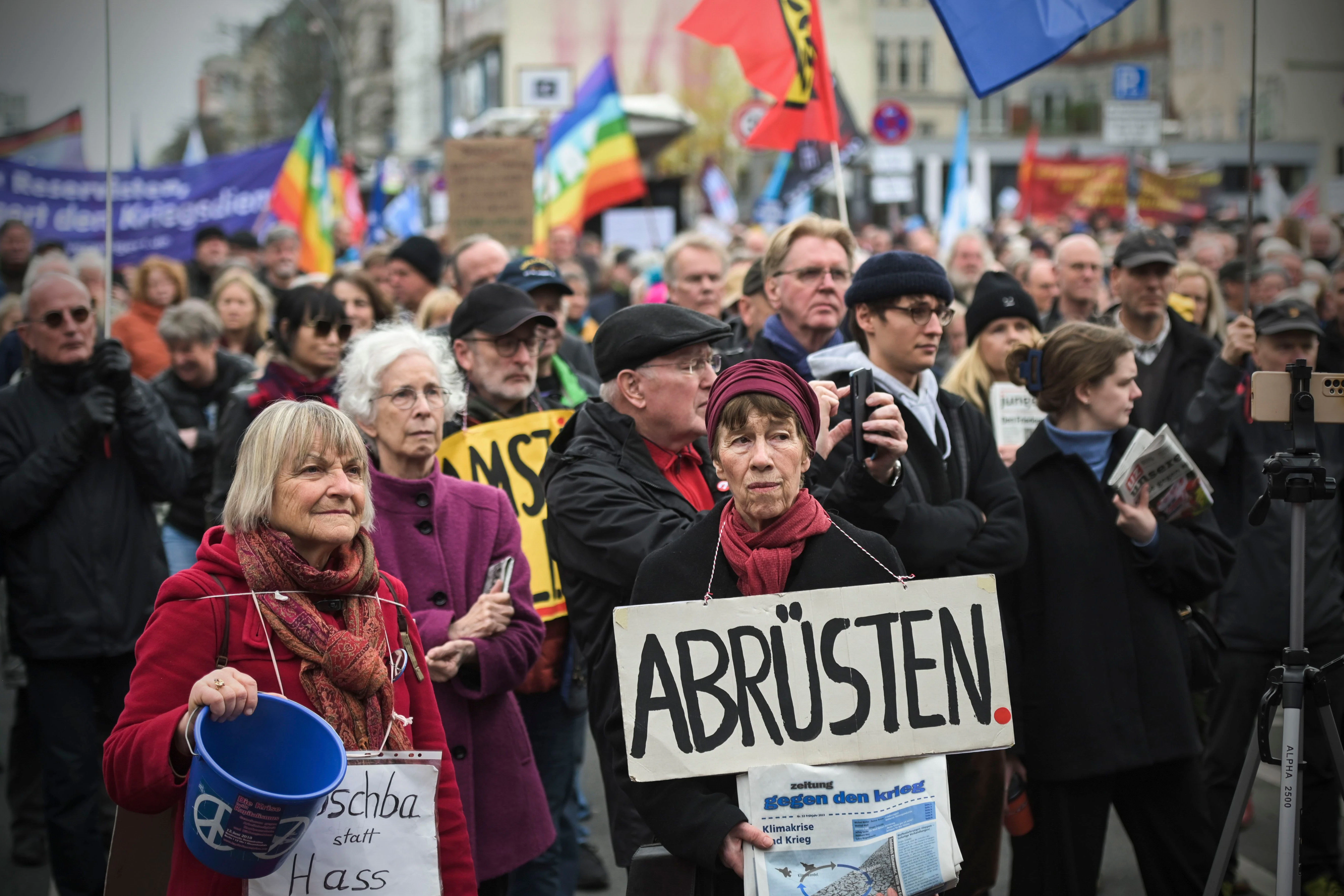 Gegen den Krieg und für Frieden: Demonstranten beim Ostermarsch in Wedding.