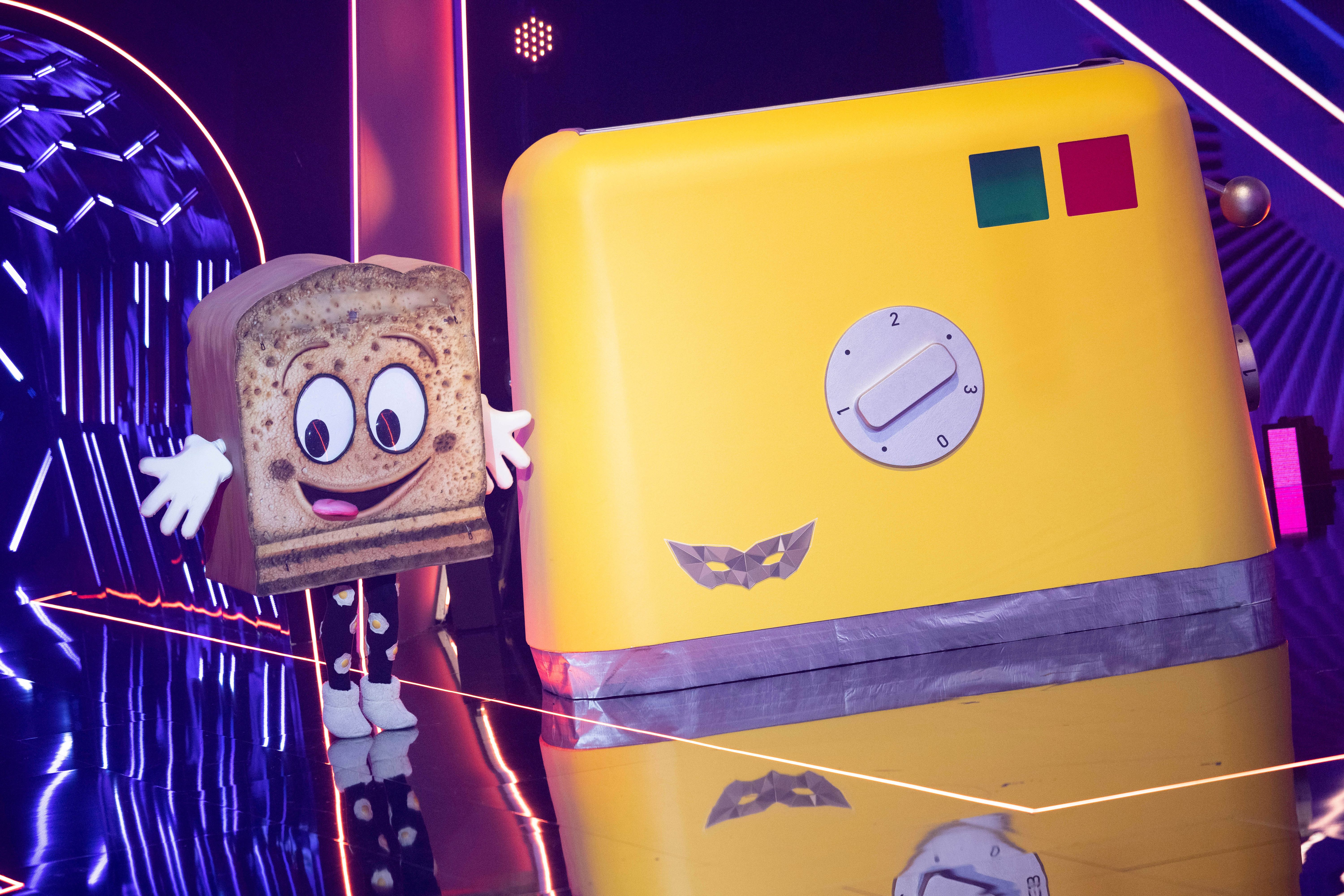 Image - Schock bei „Masked Singer“! Toast enttarnt – oder legt er ALLE rein?