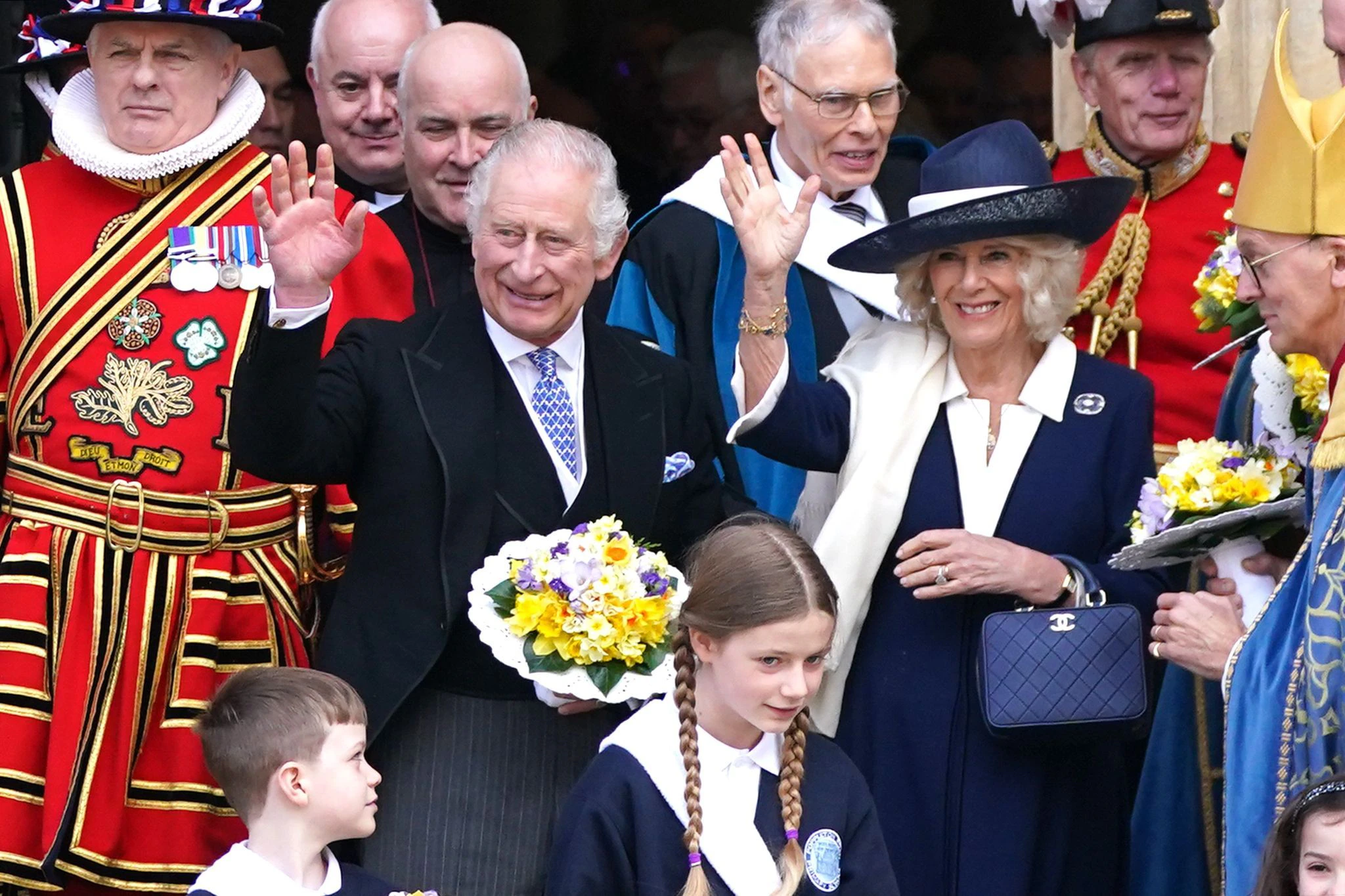 Charles und Camilla beim traditionellen Gründonnerstagsgottesdienst in York.  