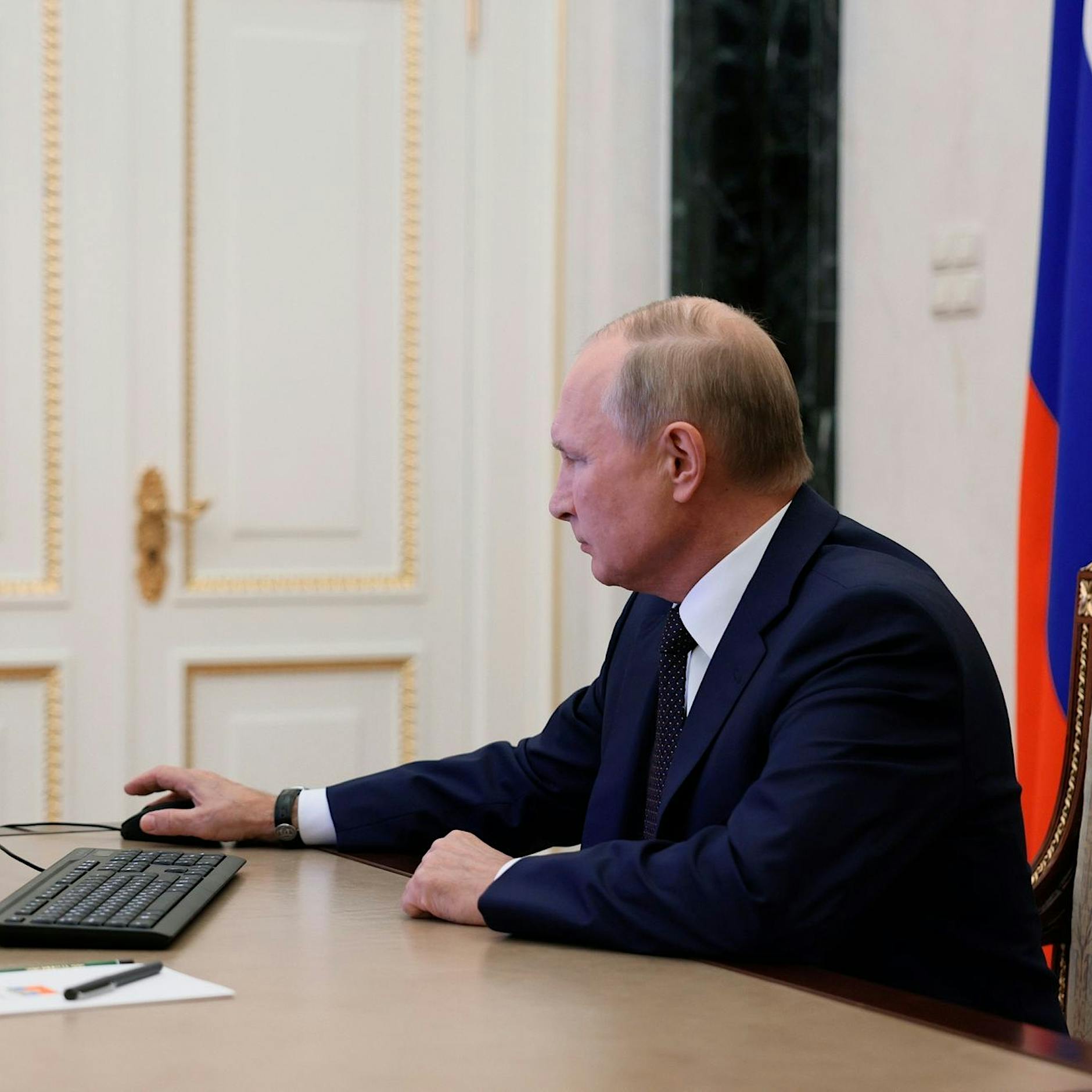 Wie würde ChatGPT den Ukrainekrieg lösen? Die KI schrieb Briefe an Putin und Selenskyj