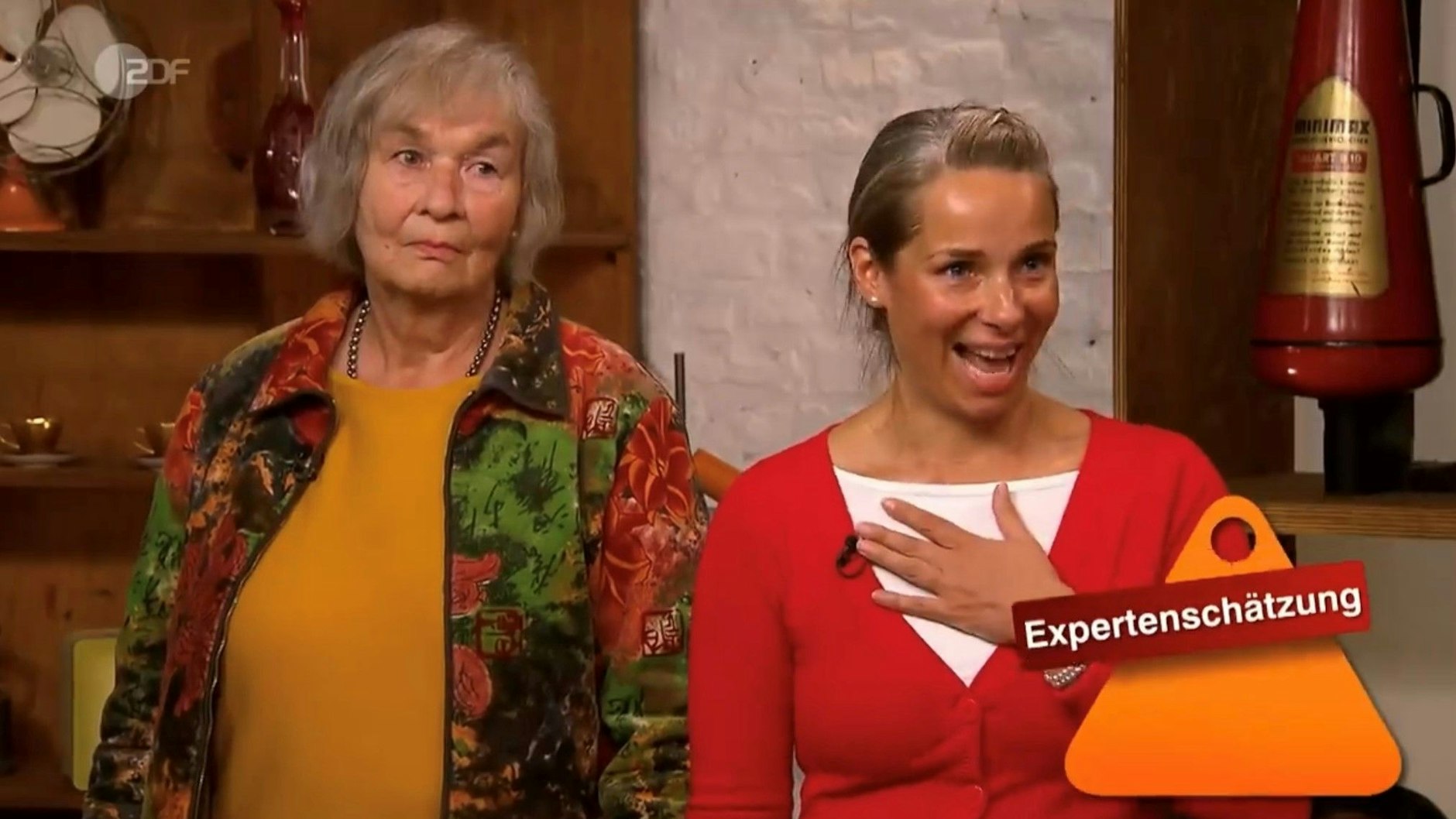 Die „Bares für Rares“-Kandidatinnen sind geschockt vom Preis, den die Expertin für den Ring nennt.
