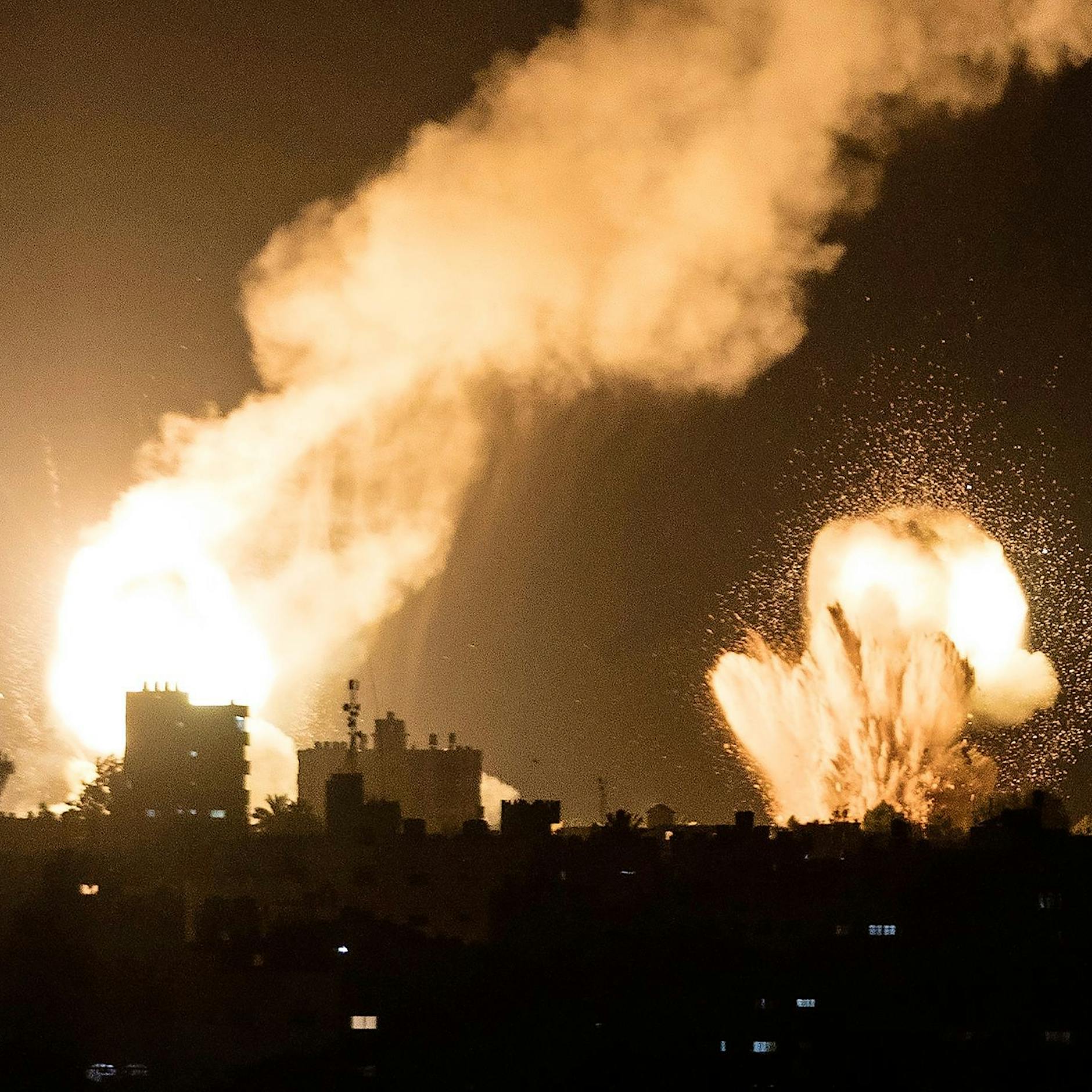 Nach neuem Raketenbeschuss - Israel greift syrische Ziele an