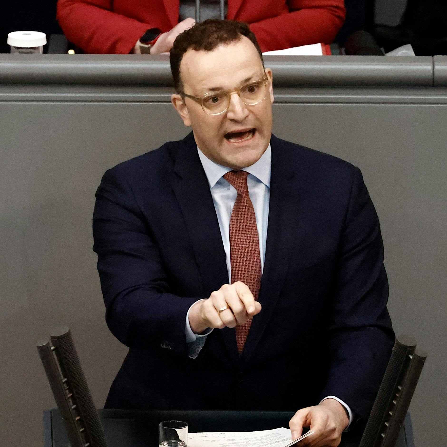 „Sicher und klimaneutral“: Jens Spahn will Atomkraftwerke weiterlaufen lassen