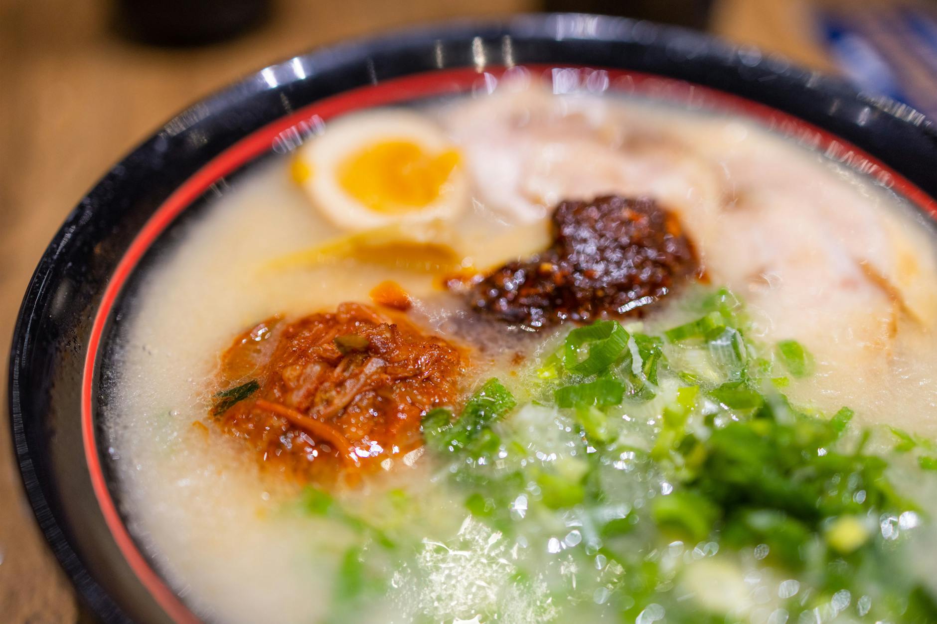 Die traditionelle japanische Ramen-Nudelsuppe wird in Berlin und anderen Städten immer beliebter.
