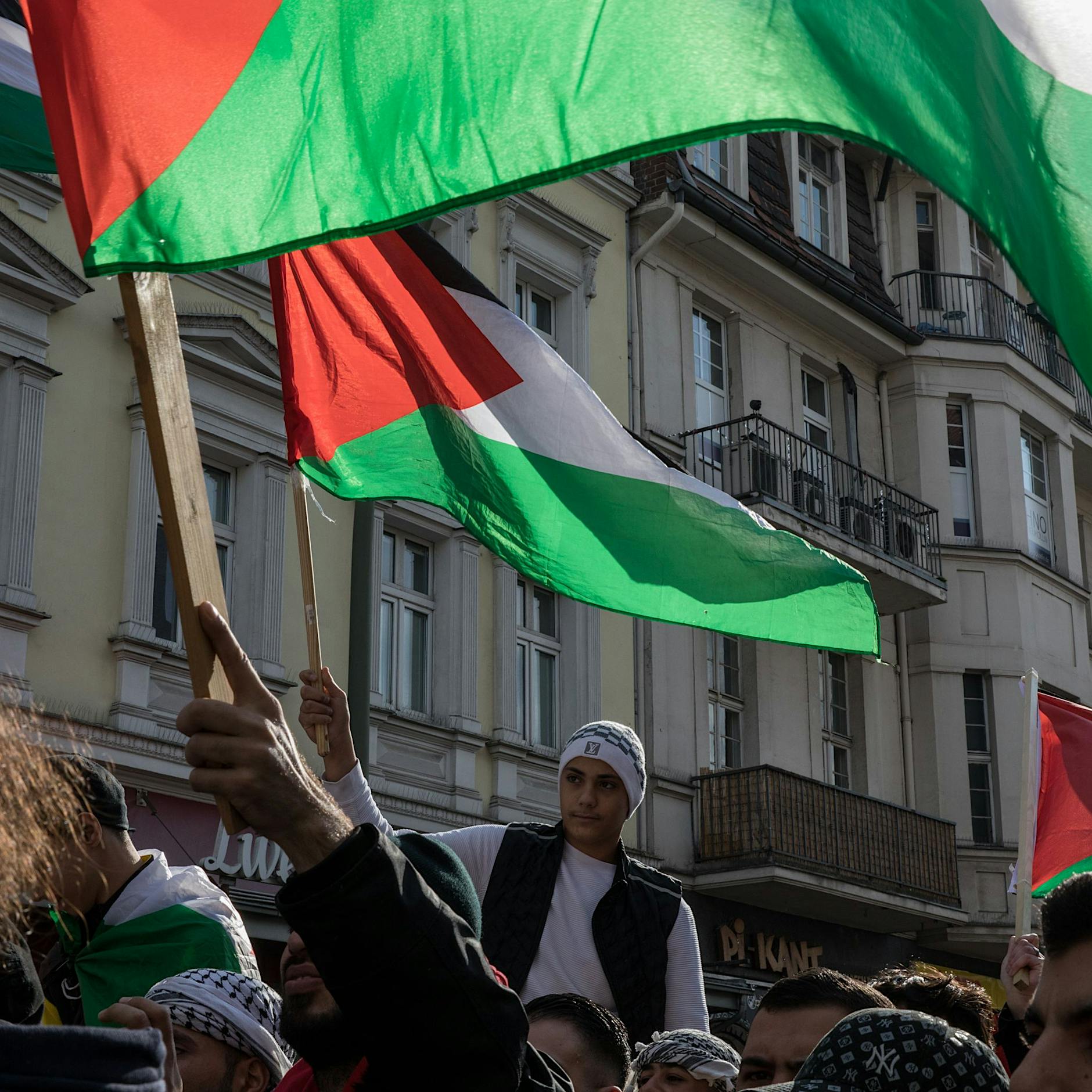 Antisemitismus in Neukölln: Polizei ermittelt nach der Demo der Israel-Hasser