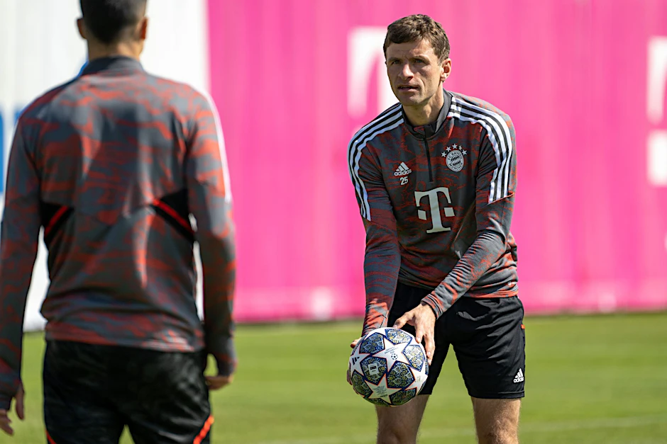 Sitzt gegen Manchester City zunächst auf der Bank: Bayerns Thomas Müller.  