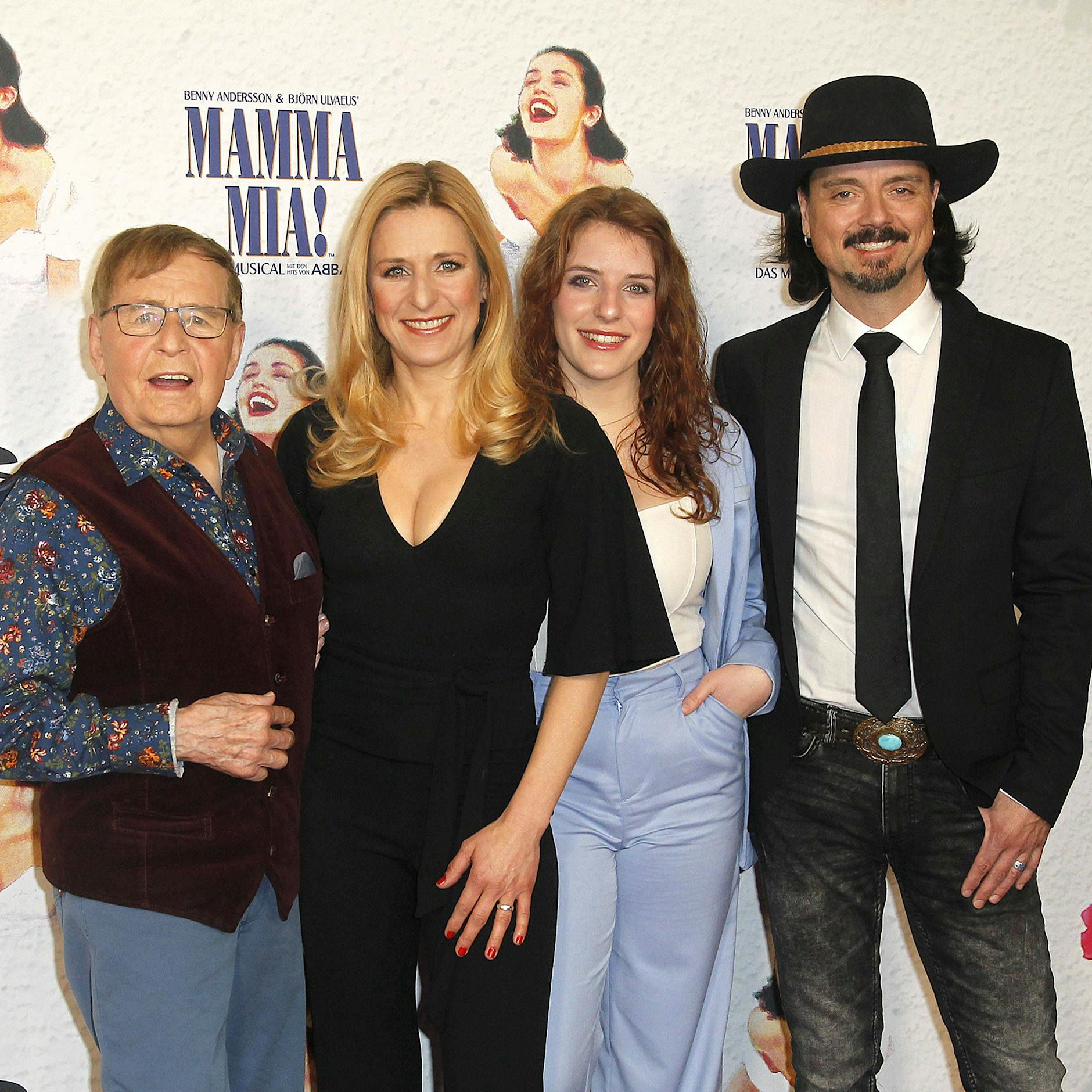3-Generationen-Auftritt: Stefanie Hertel mit Familie bei eigener Musical-Premiere