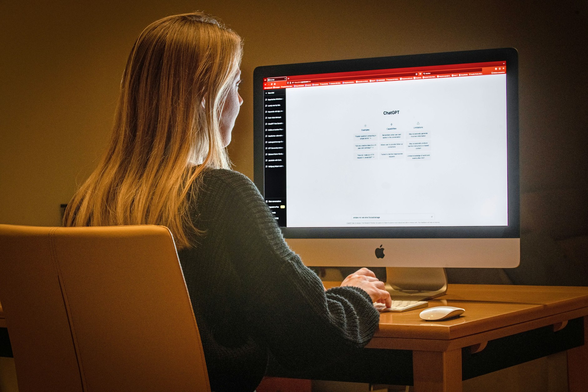 Bei einer Konversation mit ChatGPT kann man kritisch nachhaken.