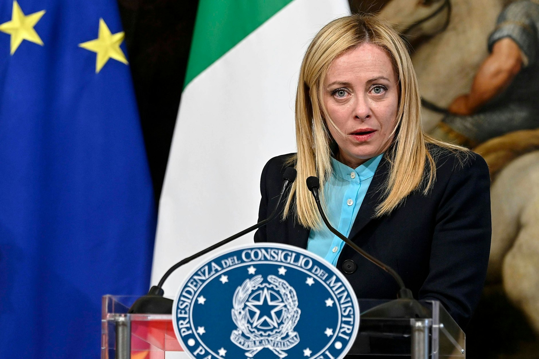 Die italienische Premierministerin Giorgia Meloni während einer Pressekonferenz.