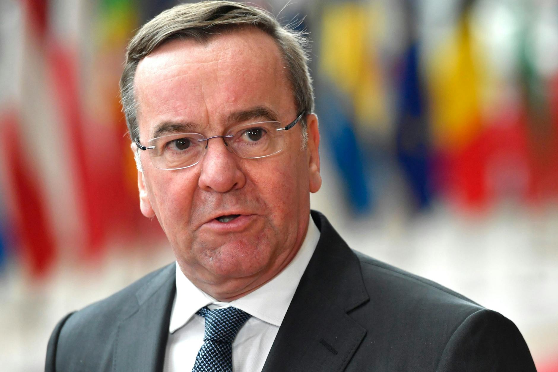 Boris Pistorius bei einem Treffen mit den EU-Verteidigungsministern in Brüssel.