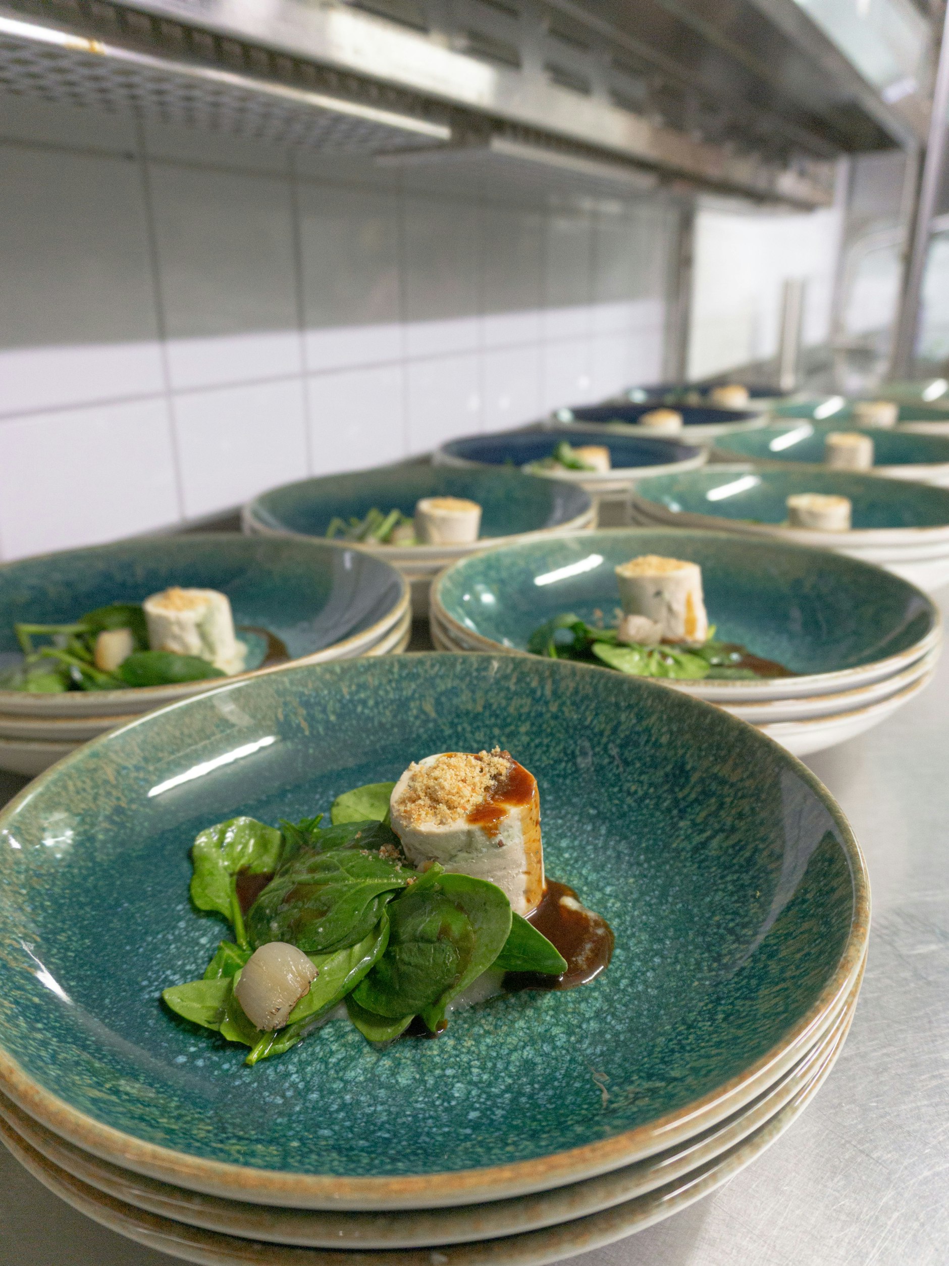 Auf den Tisch kommt nur, was hier wächst und lebt.