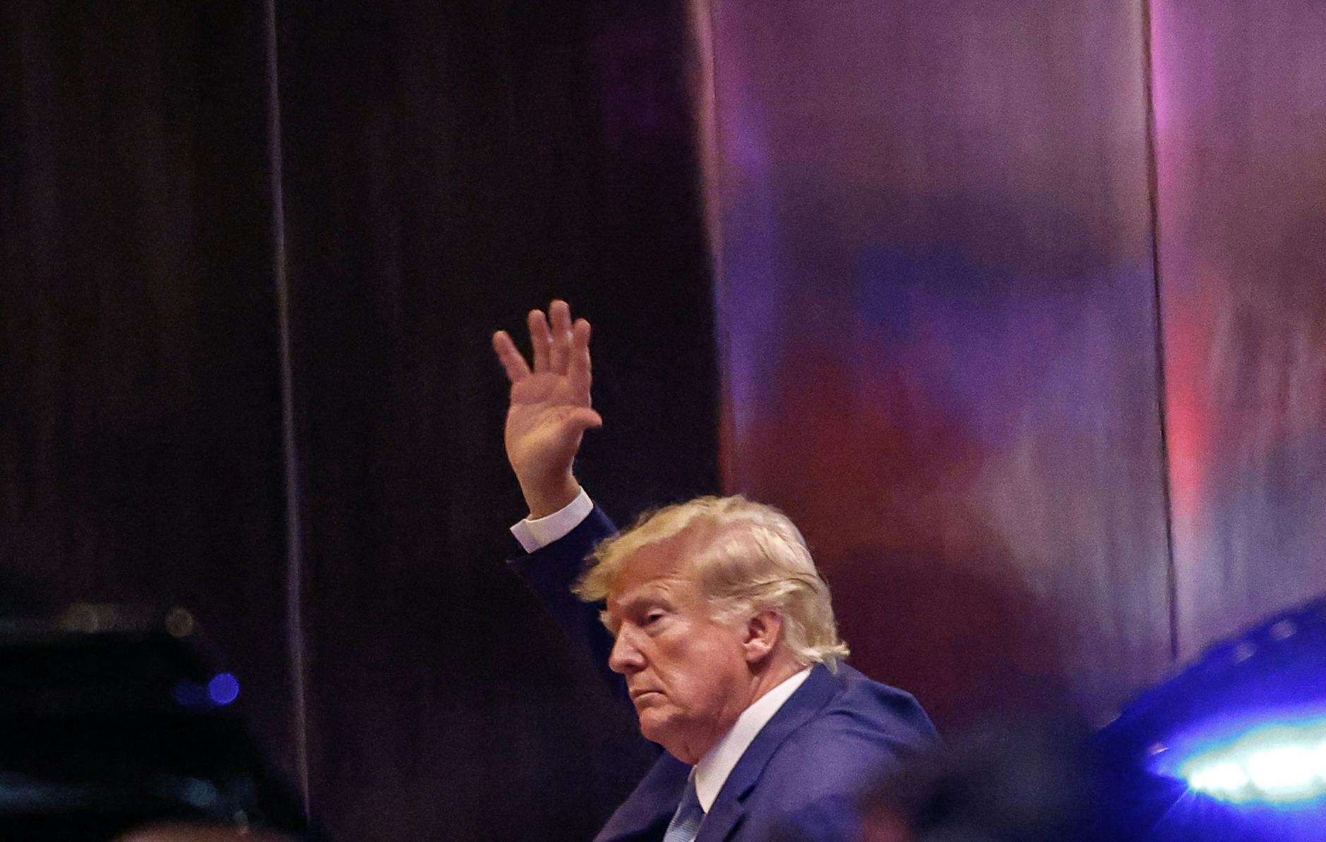 Mathias Döpfner soll bei der US-Wahl laut Zeit-Bericht den Kandidaten Donald Trump favorisiert haben. Man solle „beten dass Donald Trump wieder Präsident der Vereinigten Staaten von Amerika wird“.