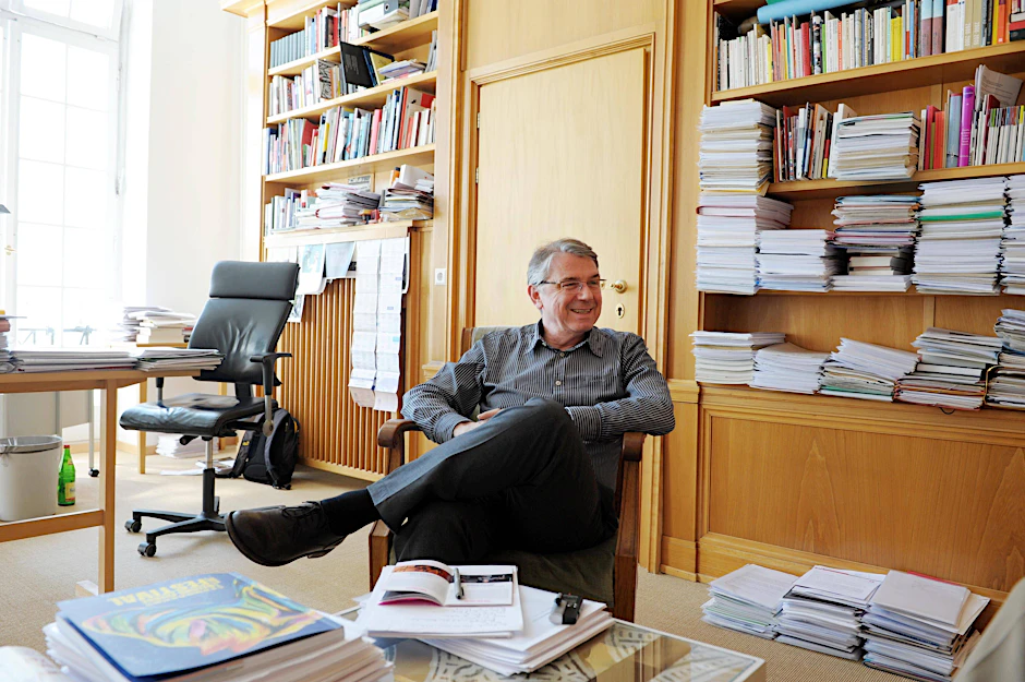 Ulrich Khuon ist noch bis zum Sommer Intendant am Deutschen Theater. Am 30. April beginnen „seine“ letzten Autorentheatertage. Danach geht es ohne ihn weiter.