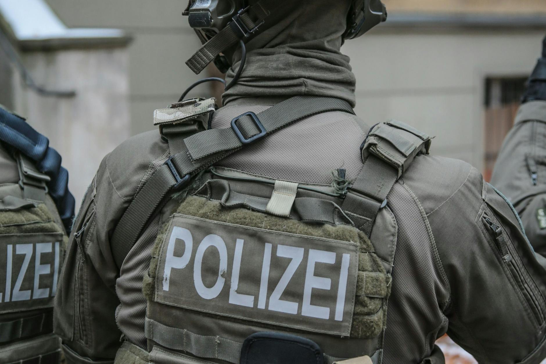 Das SEK war am Donnerstag in Berlin-Johannisthal im Einsatz.