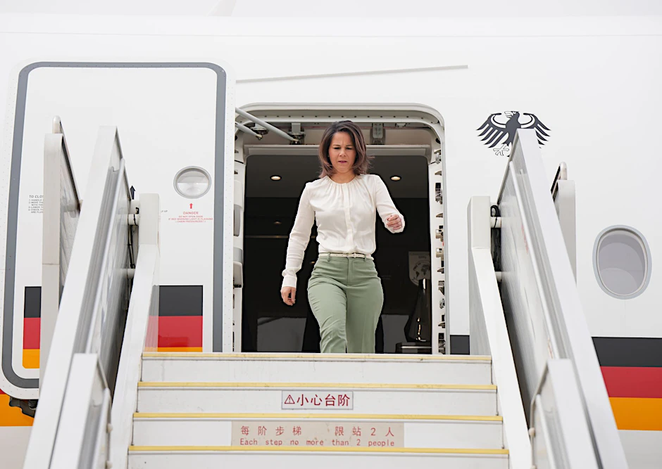 Gelandet in China: Außenministerin Annalena Baerbock.