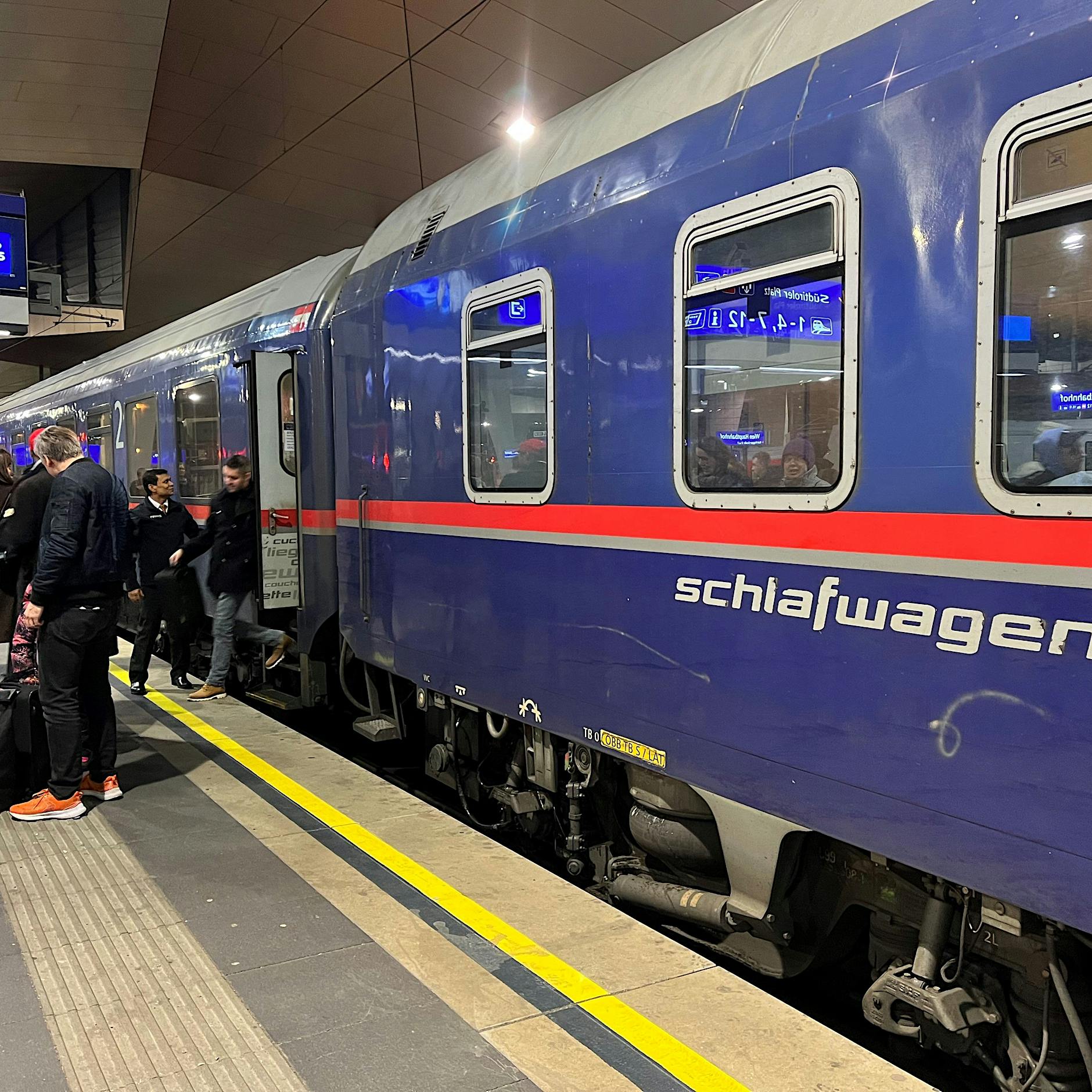 Berlins lahmster Schnellzug: Nach Frankfurt (Oder) braucht er fast vier Stunden