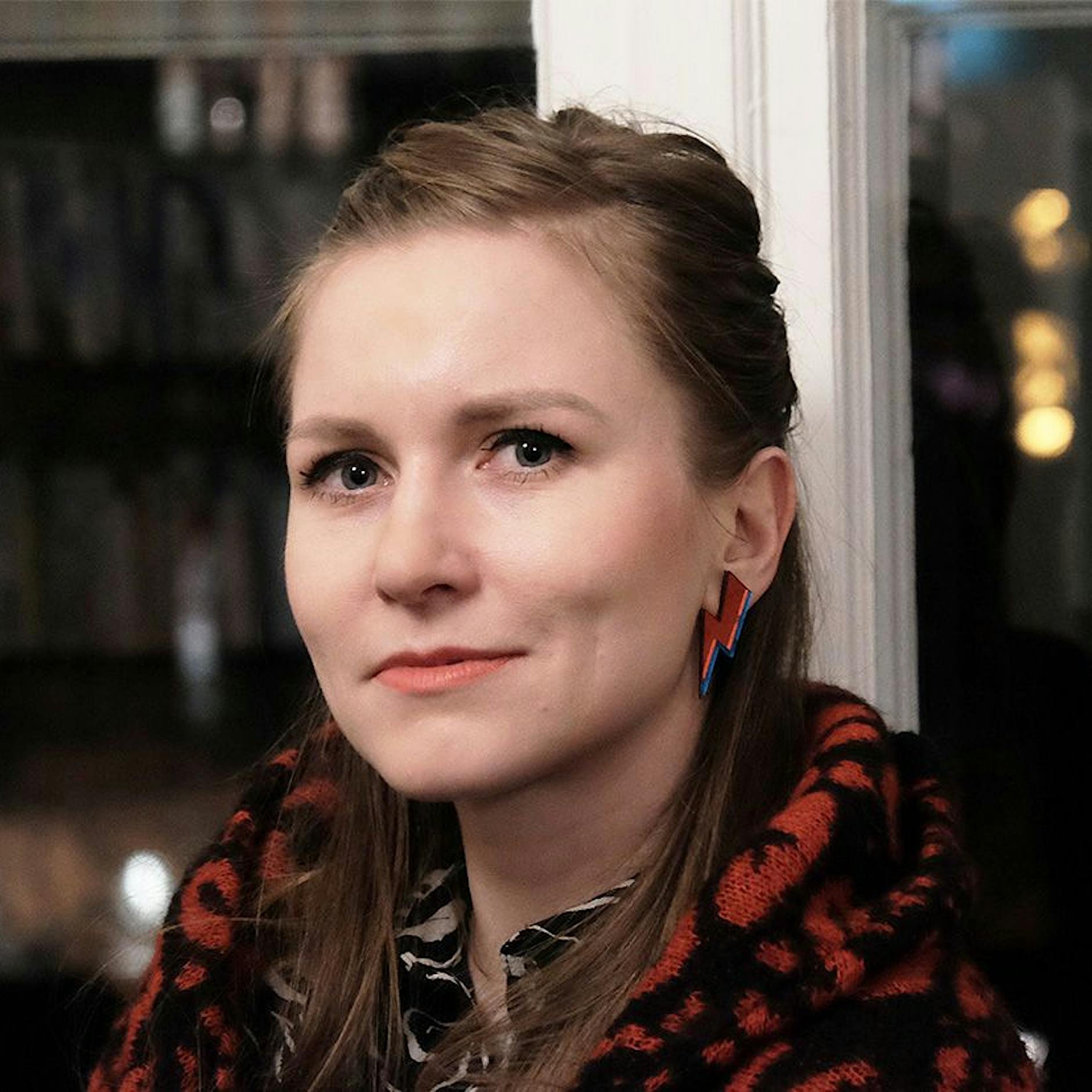 Dorota Maslowska fantasiert über David Bowie in Warschau – doch es geht um Gewalt